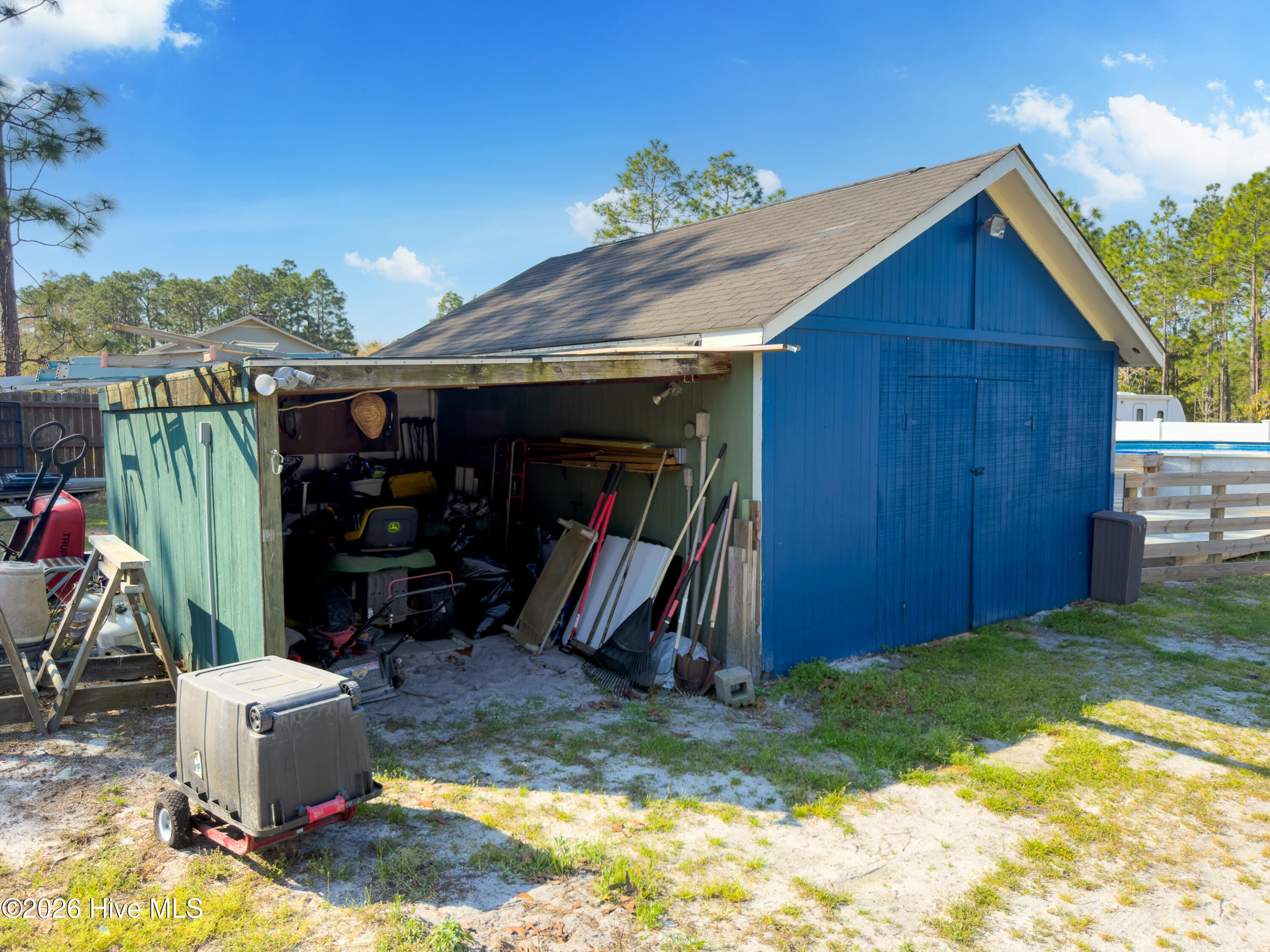 100563534 | Photo 42