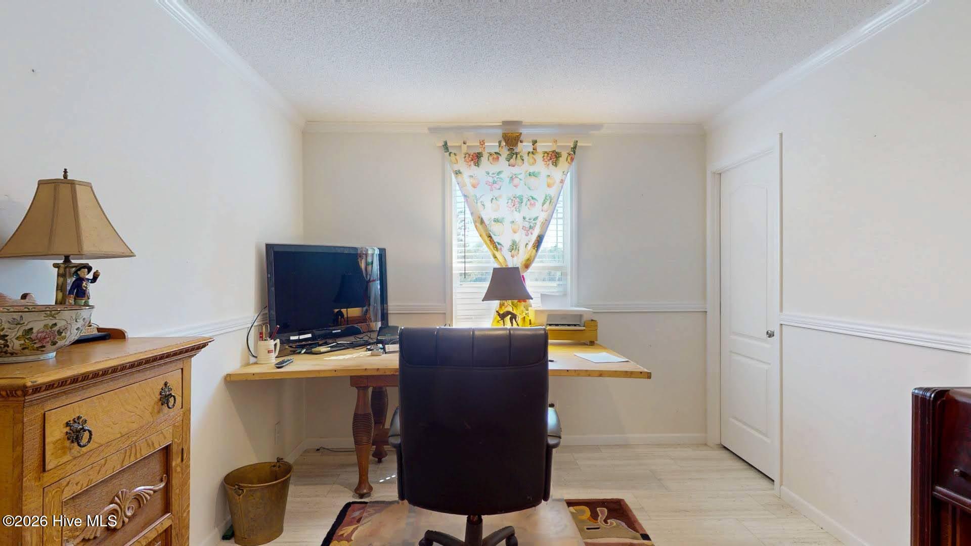 100567177 | Photo 32