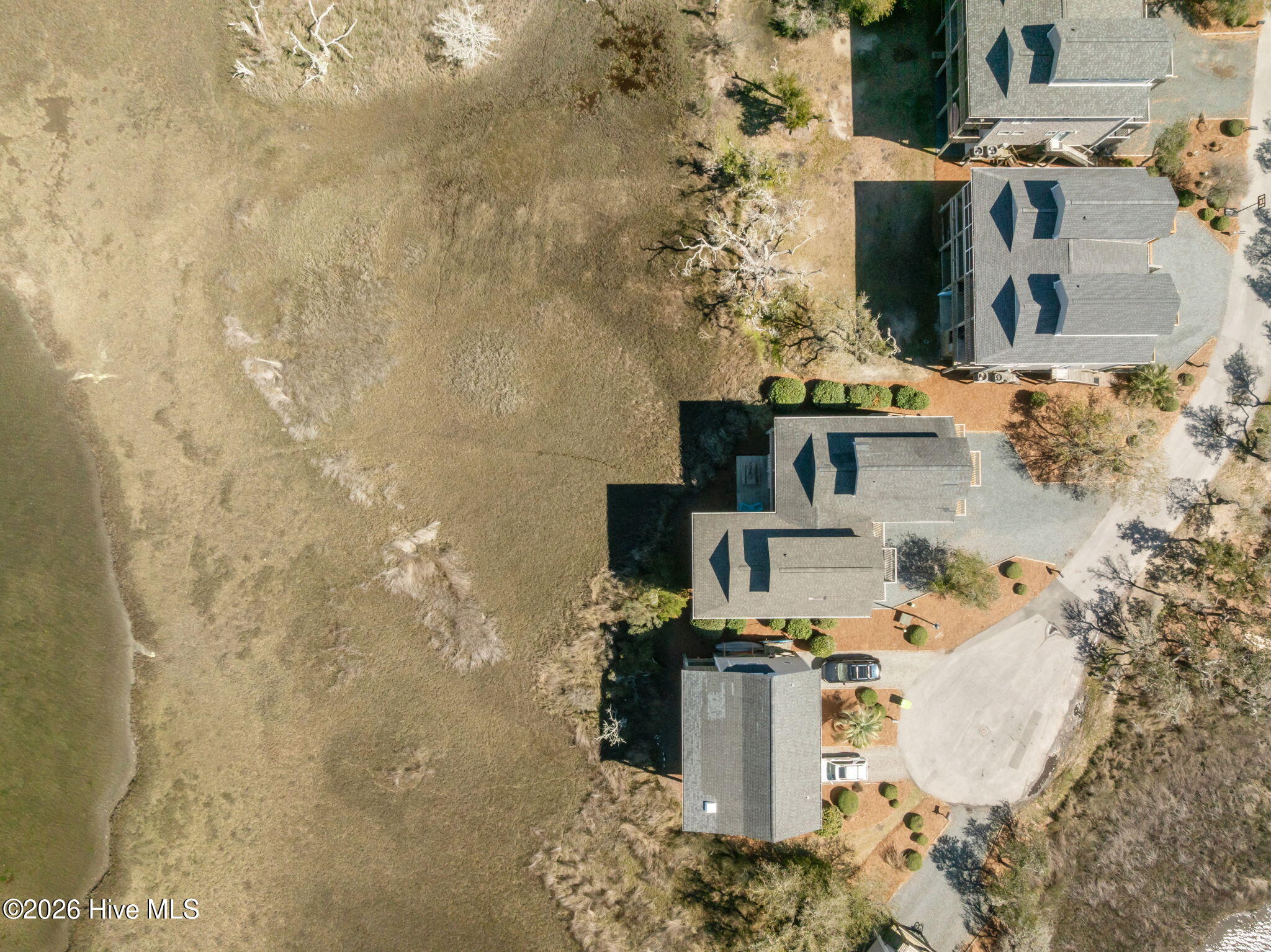 100560974 | Photo 73