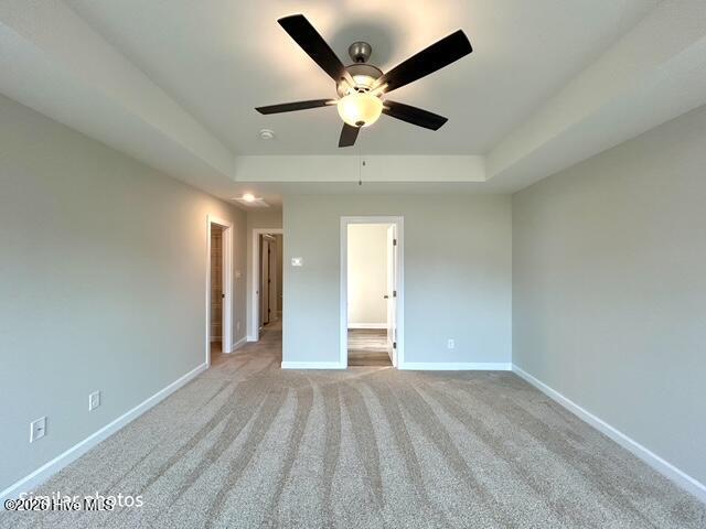 100560843 | Photo 51