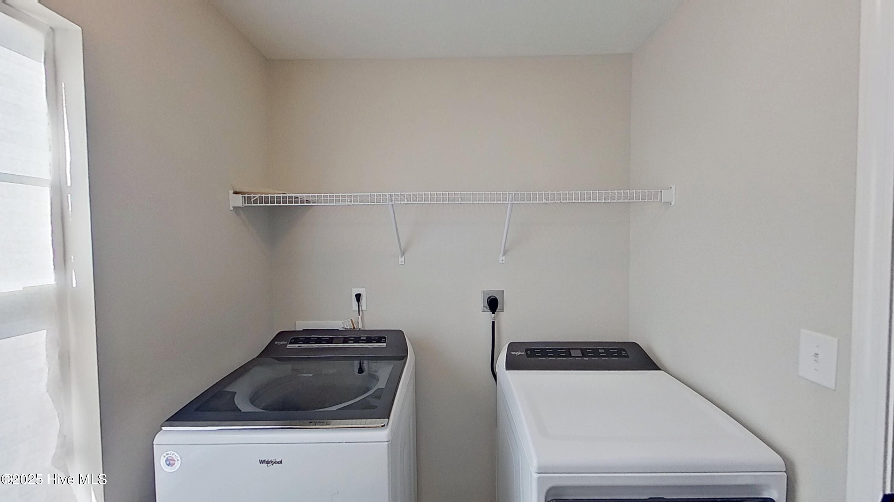 100537612 | Photo 31