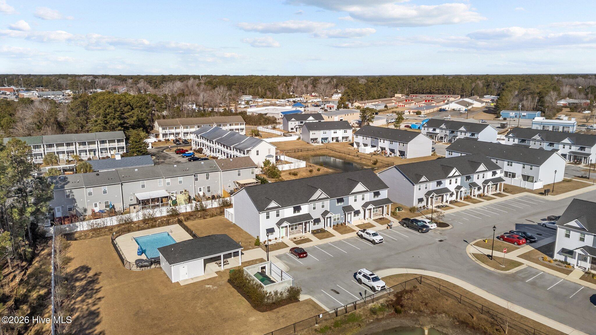 100547532 | Photo 34