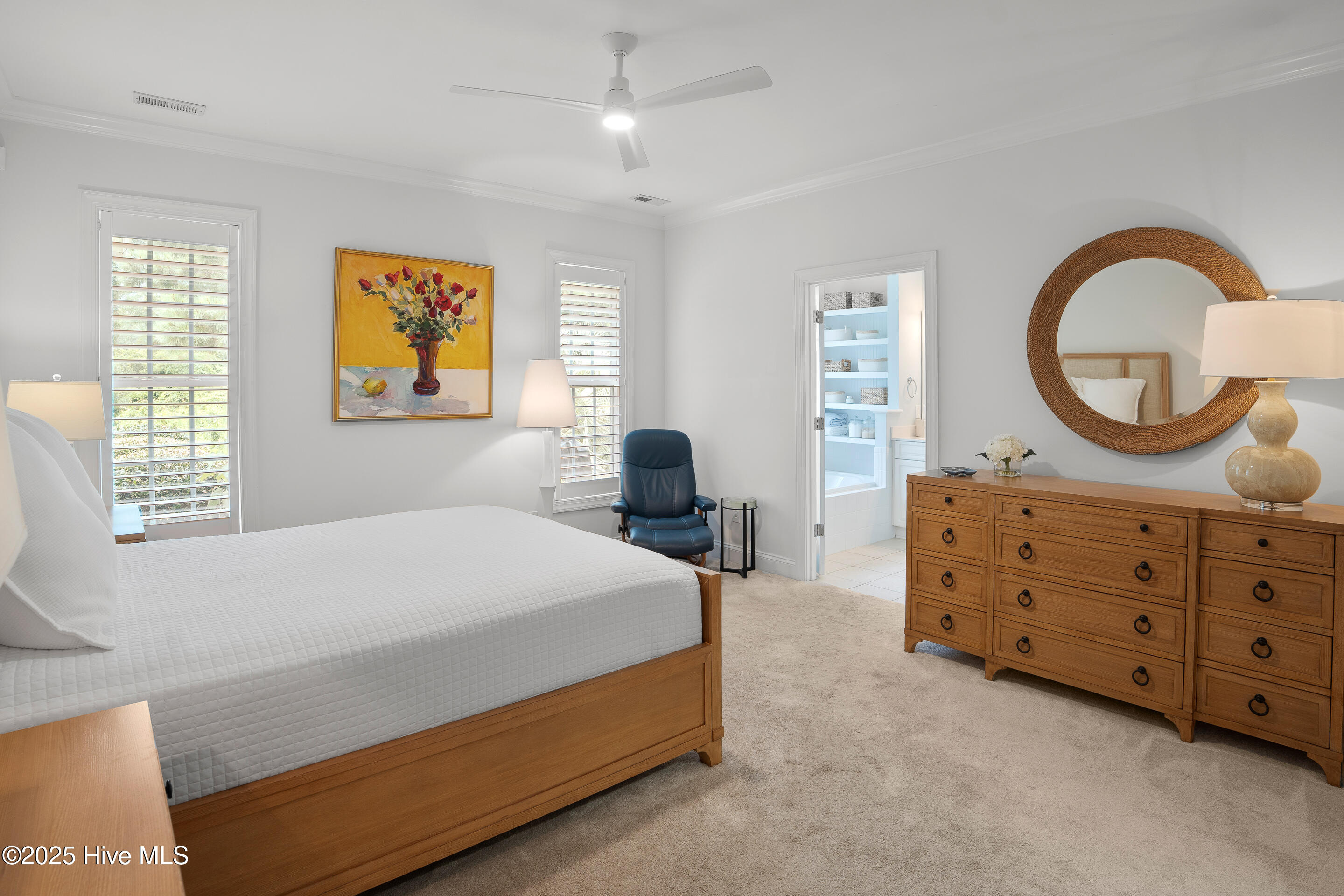 100526851 | Photo 19