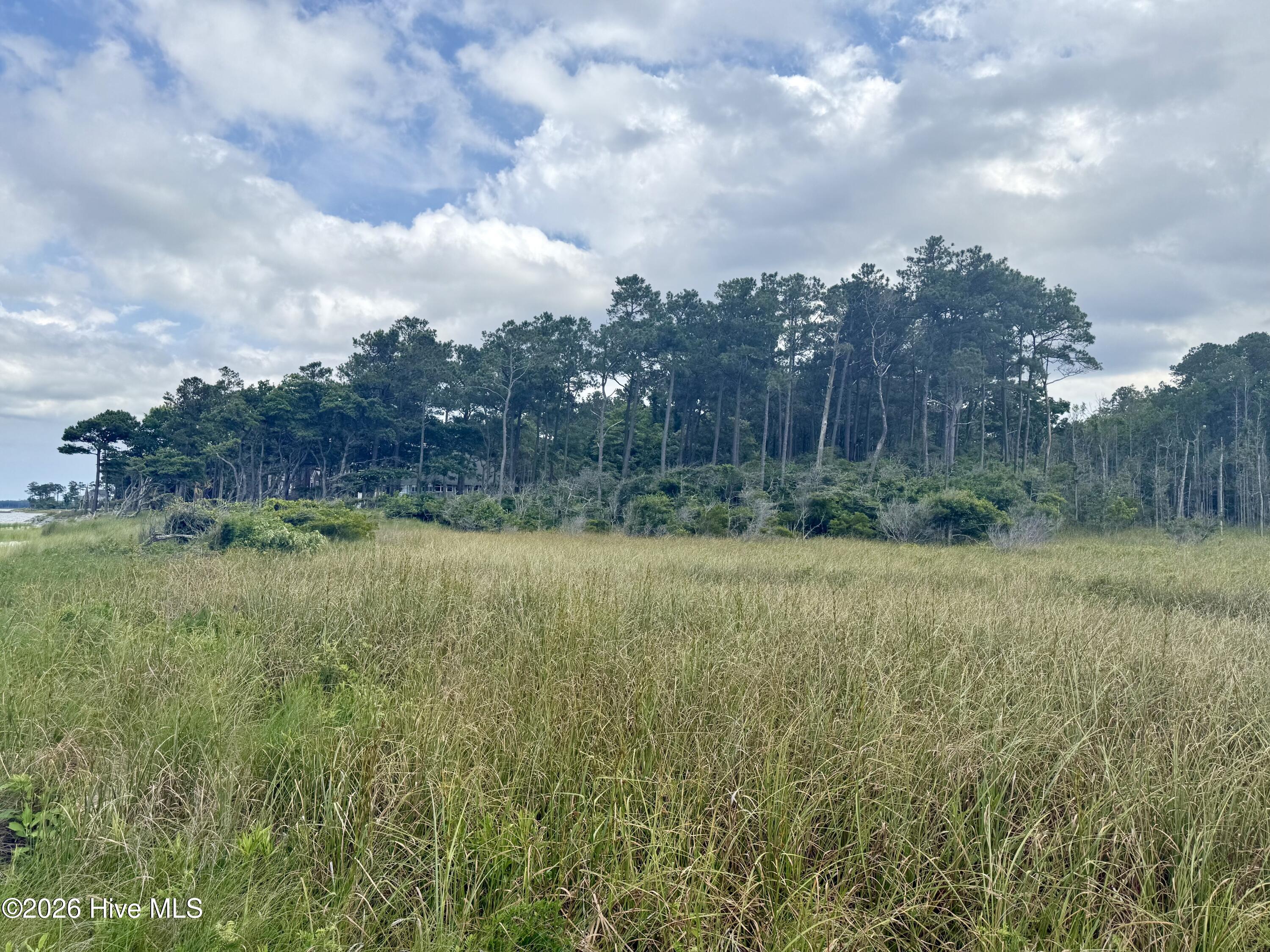 558 Sandy Point 