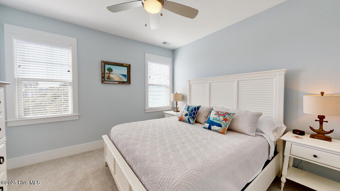 100526180 | Photo 24