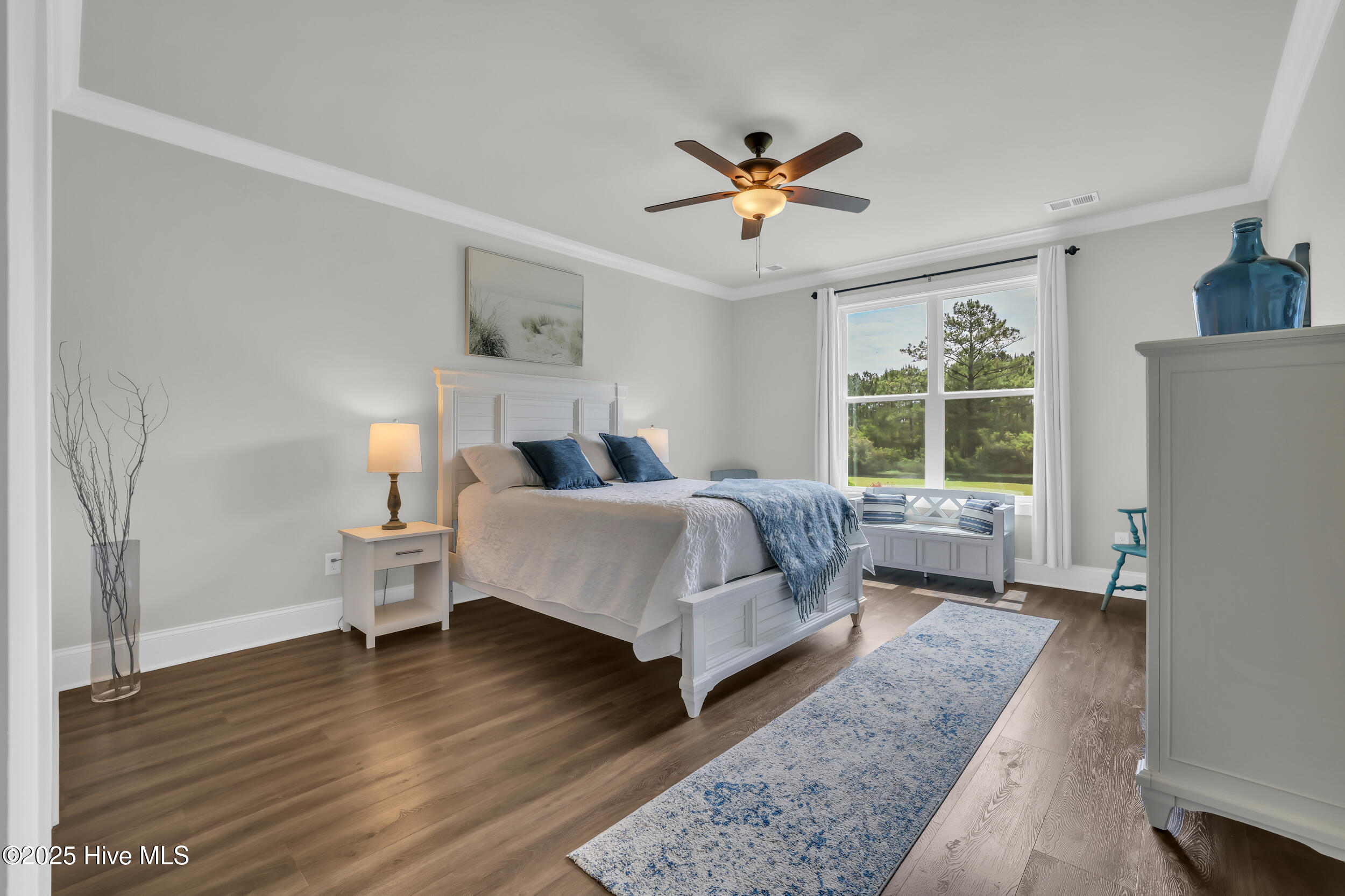 100502745 | Photo 21