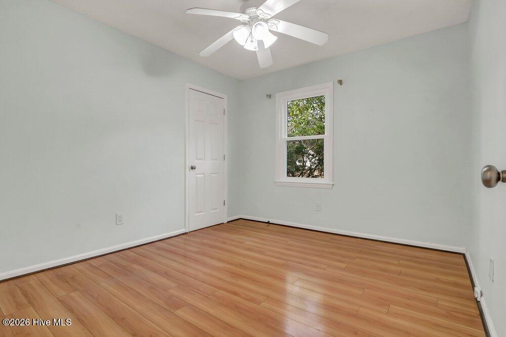 100550495 | Photo 13