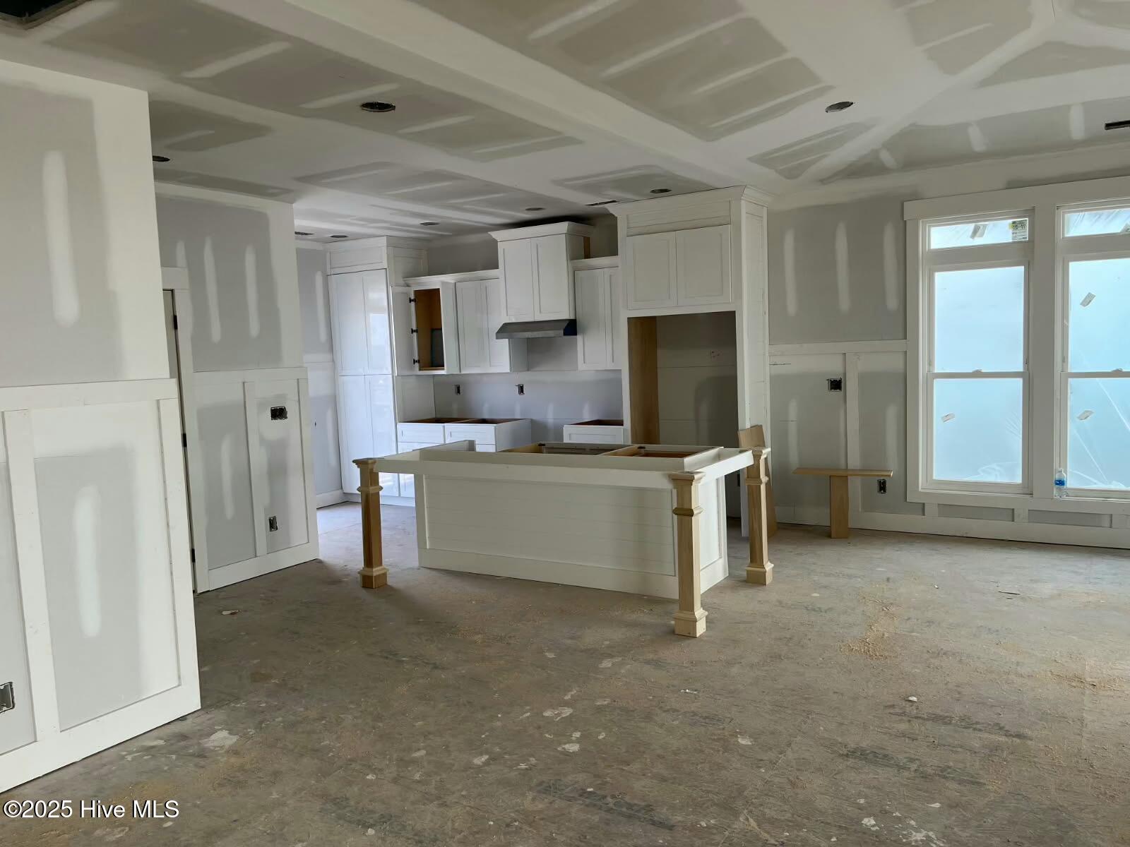 100525710 | Photo 20