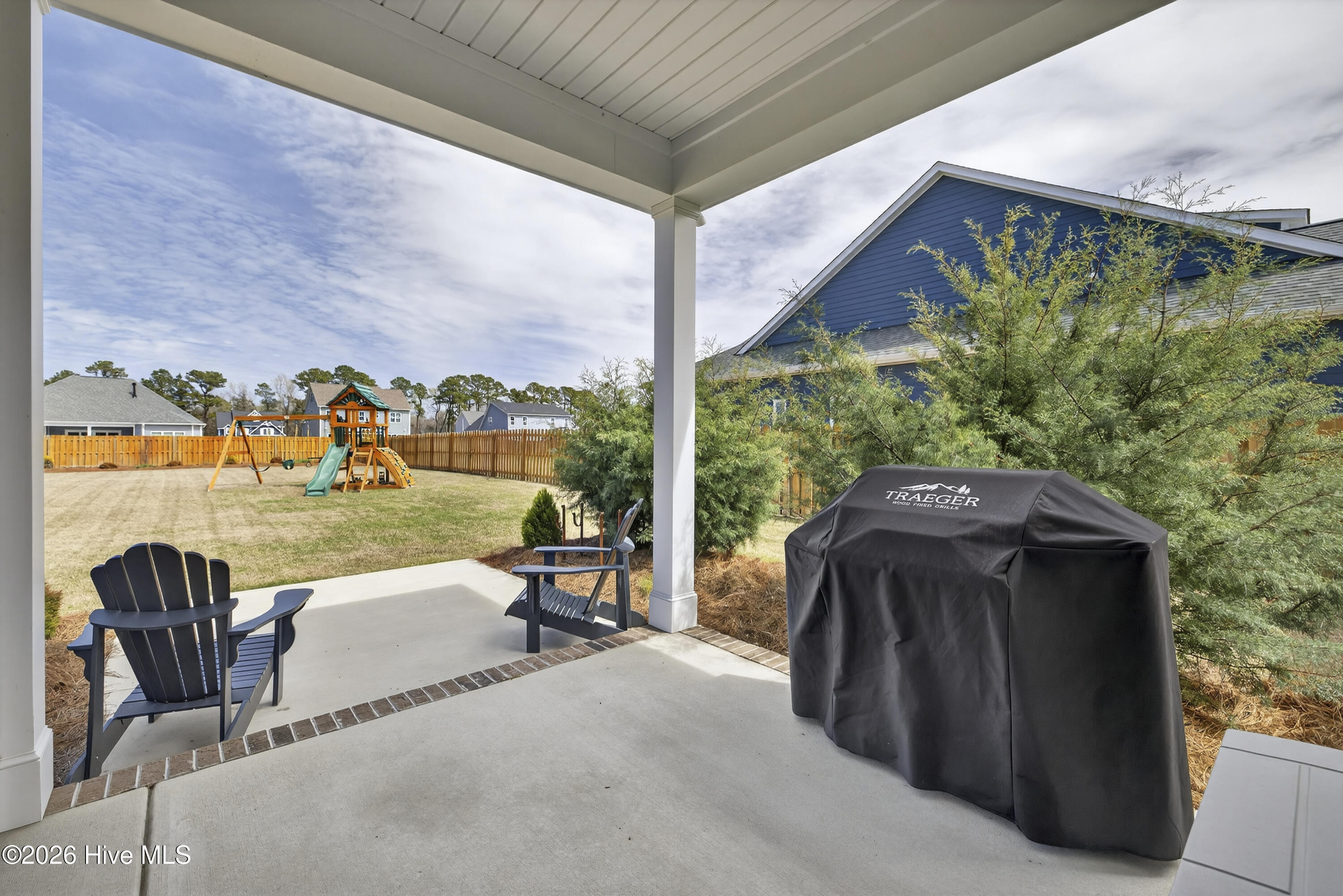 100564336 | Photo 44