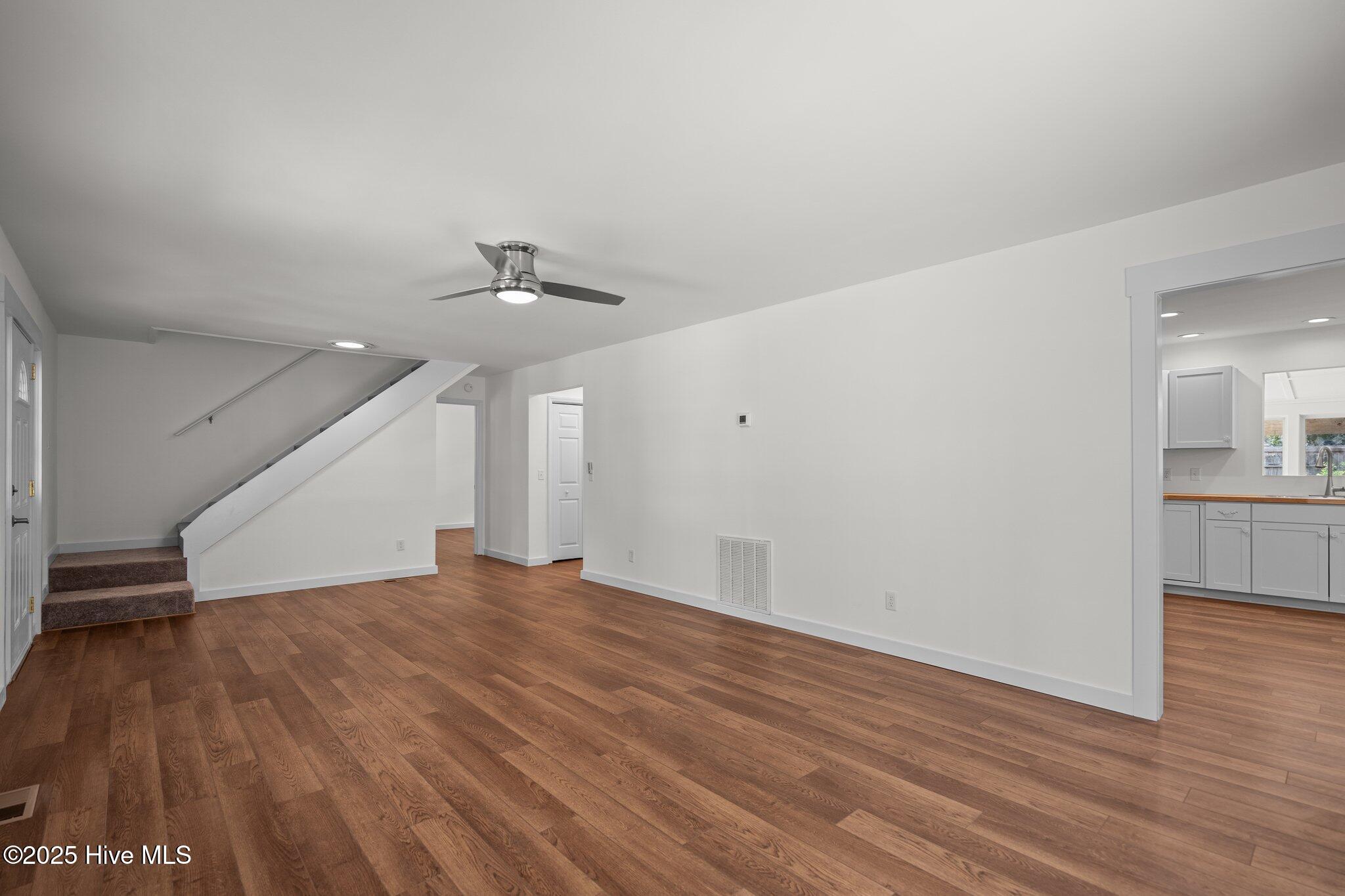 108 NW 29th Street, Oak Island, NC, 28465