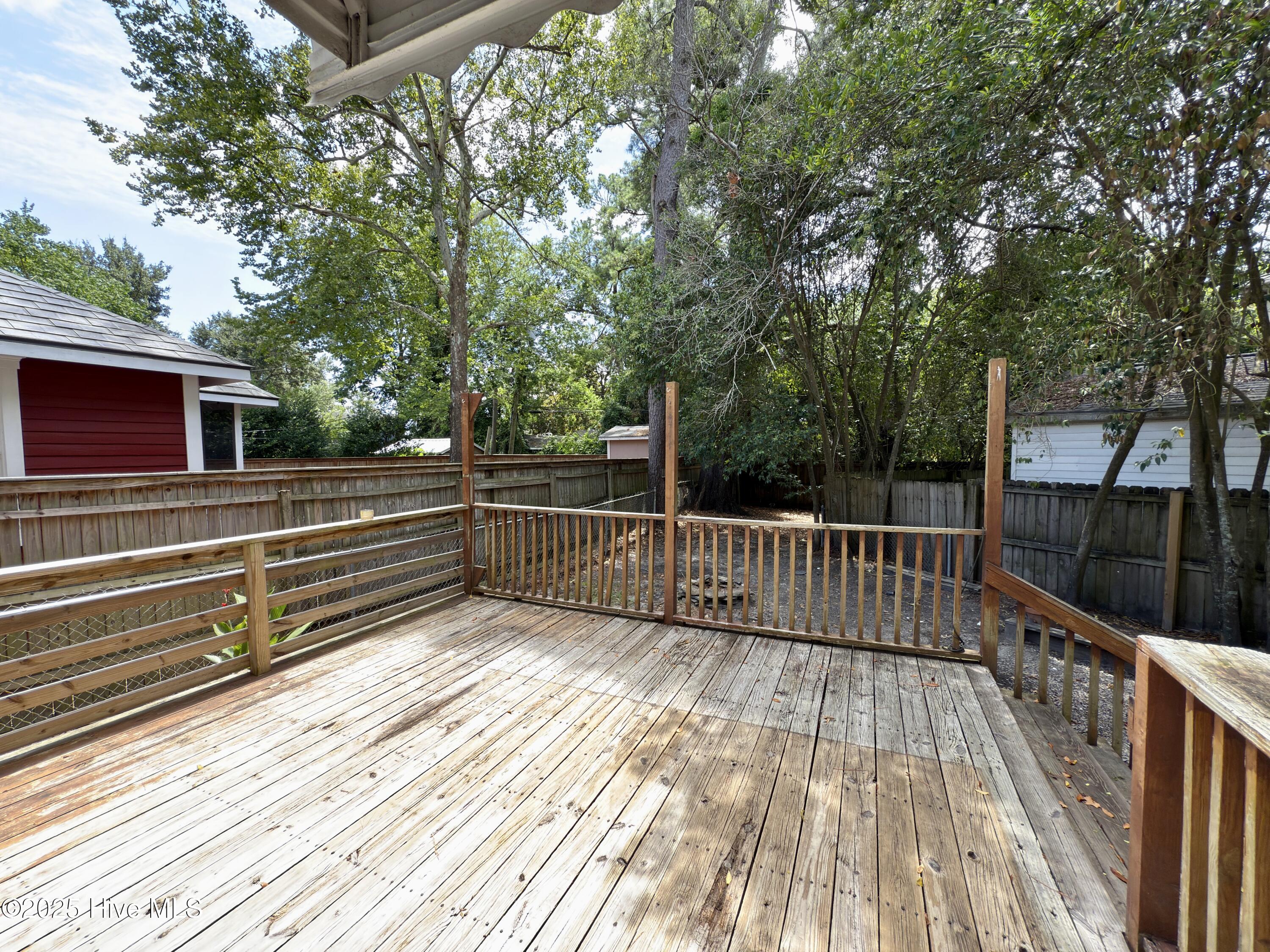 100521707 | Photo 20