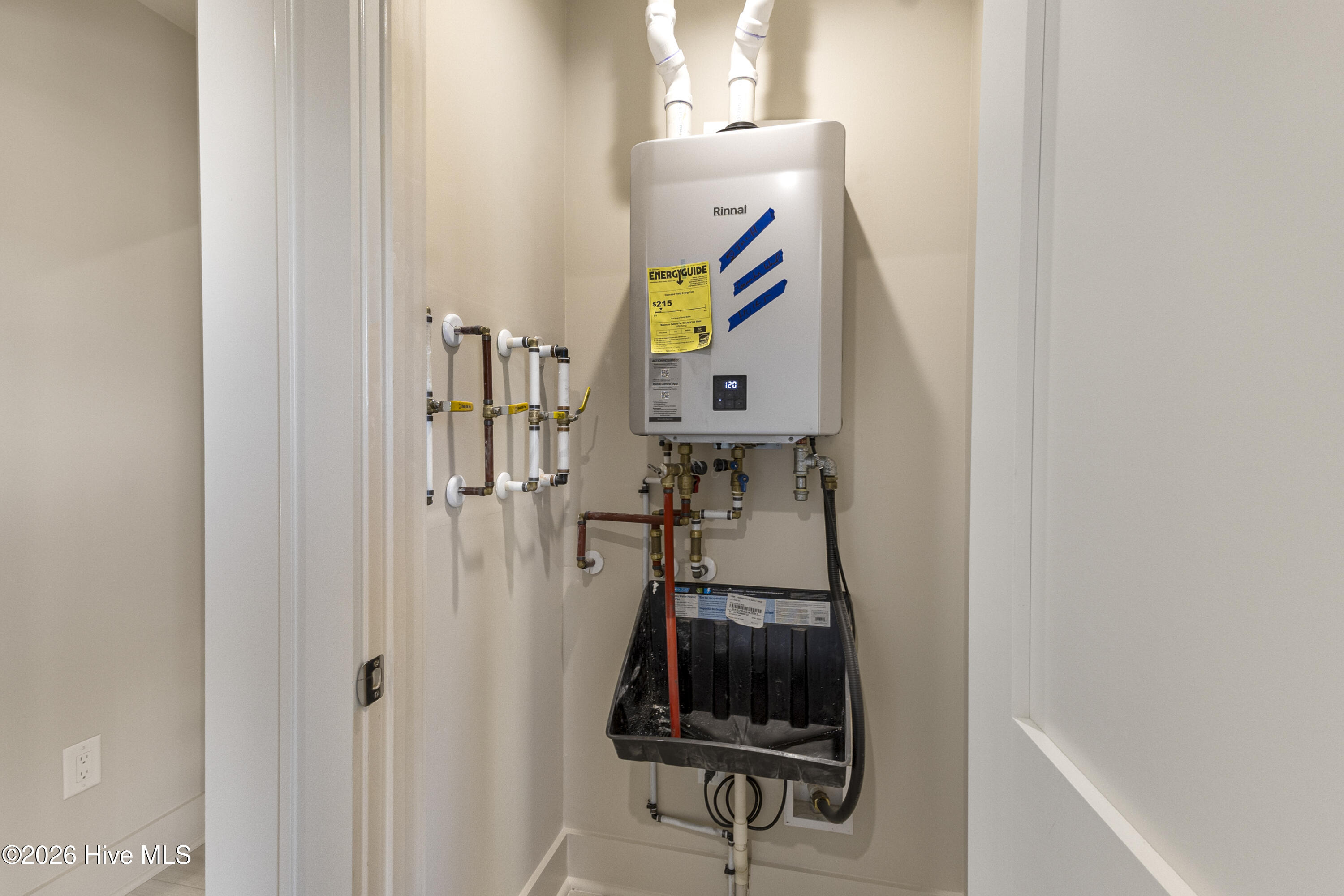 100551953 | Photo 98