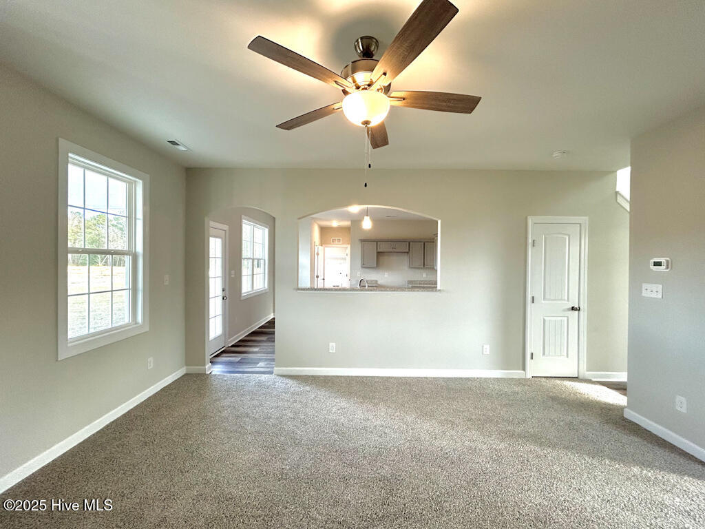 100522198 | Photo 34