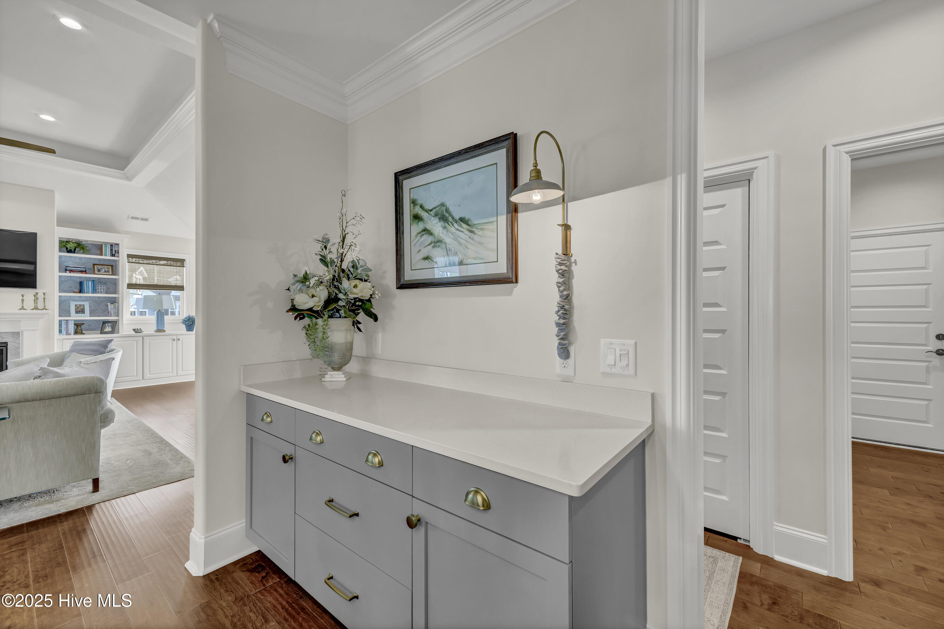 100557399 | Photo 20