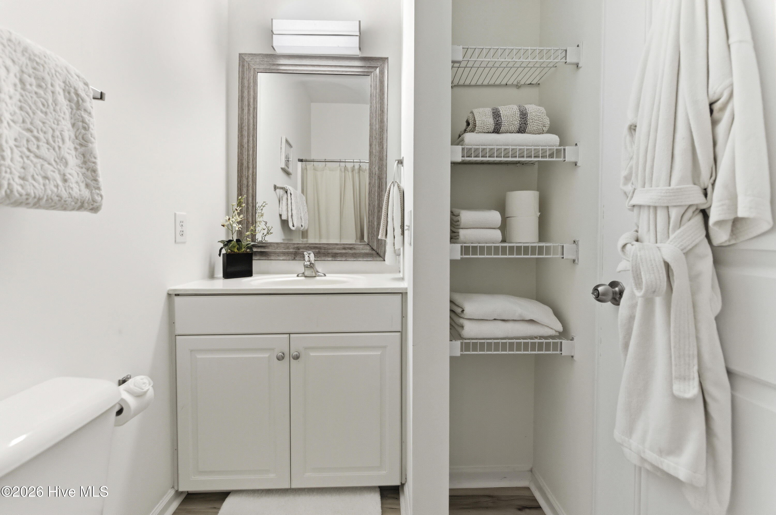 100564491 | Photo 20