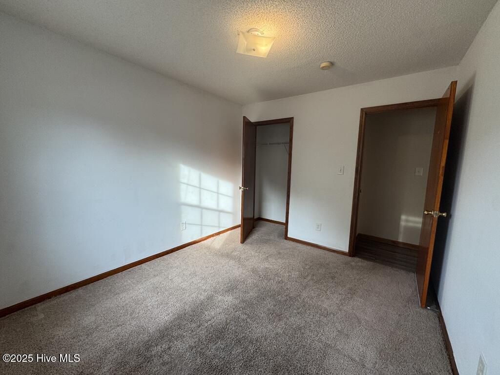 100545834 | Photo 16