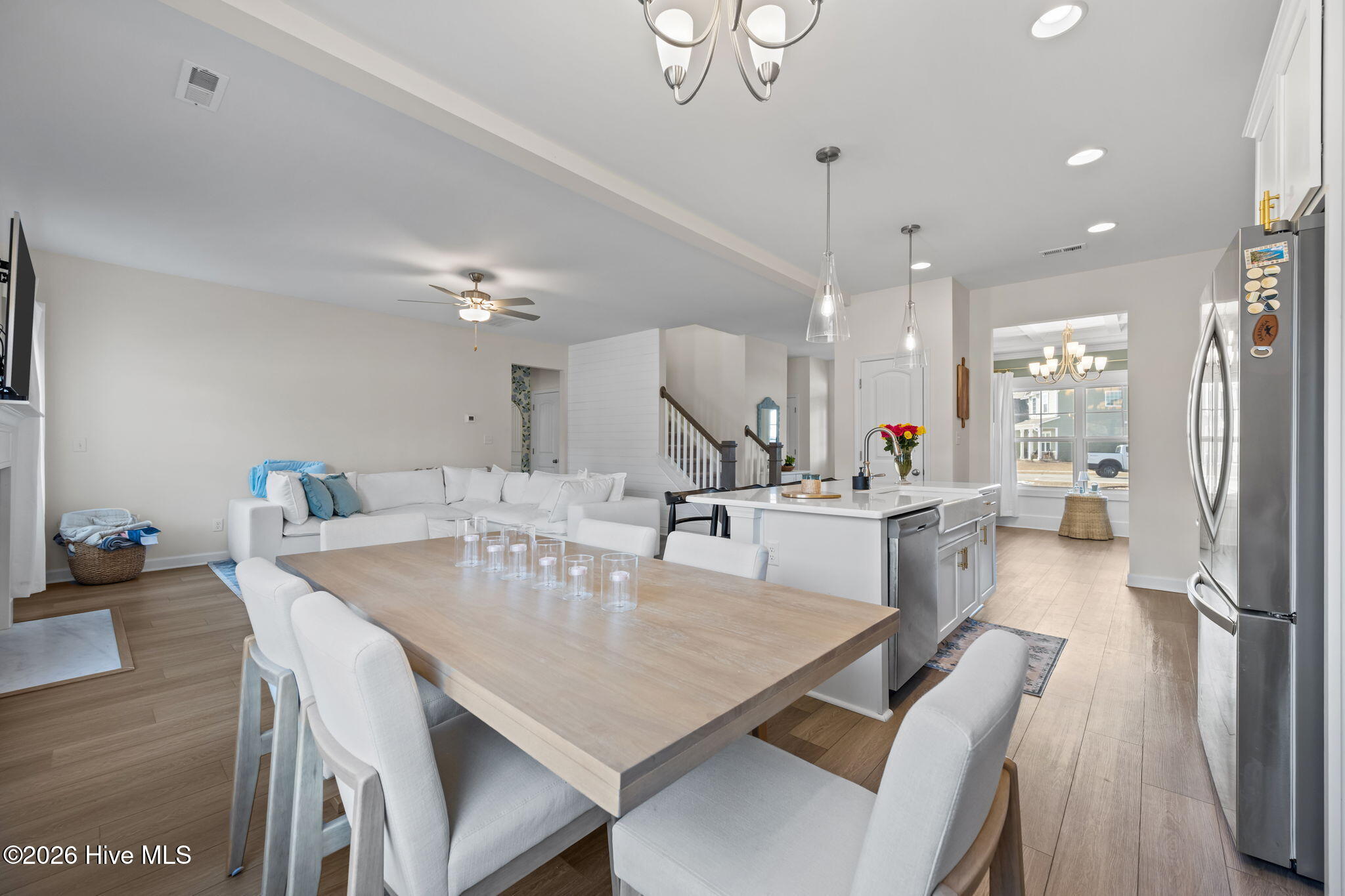 100554562 | Photo 15