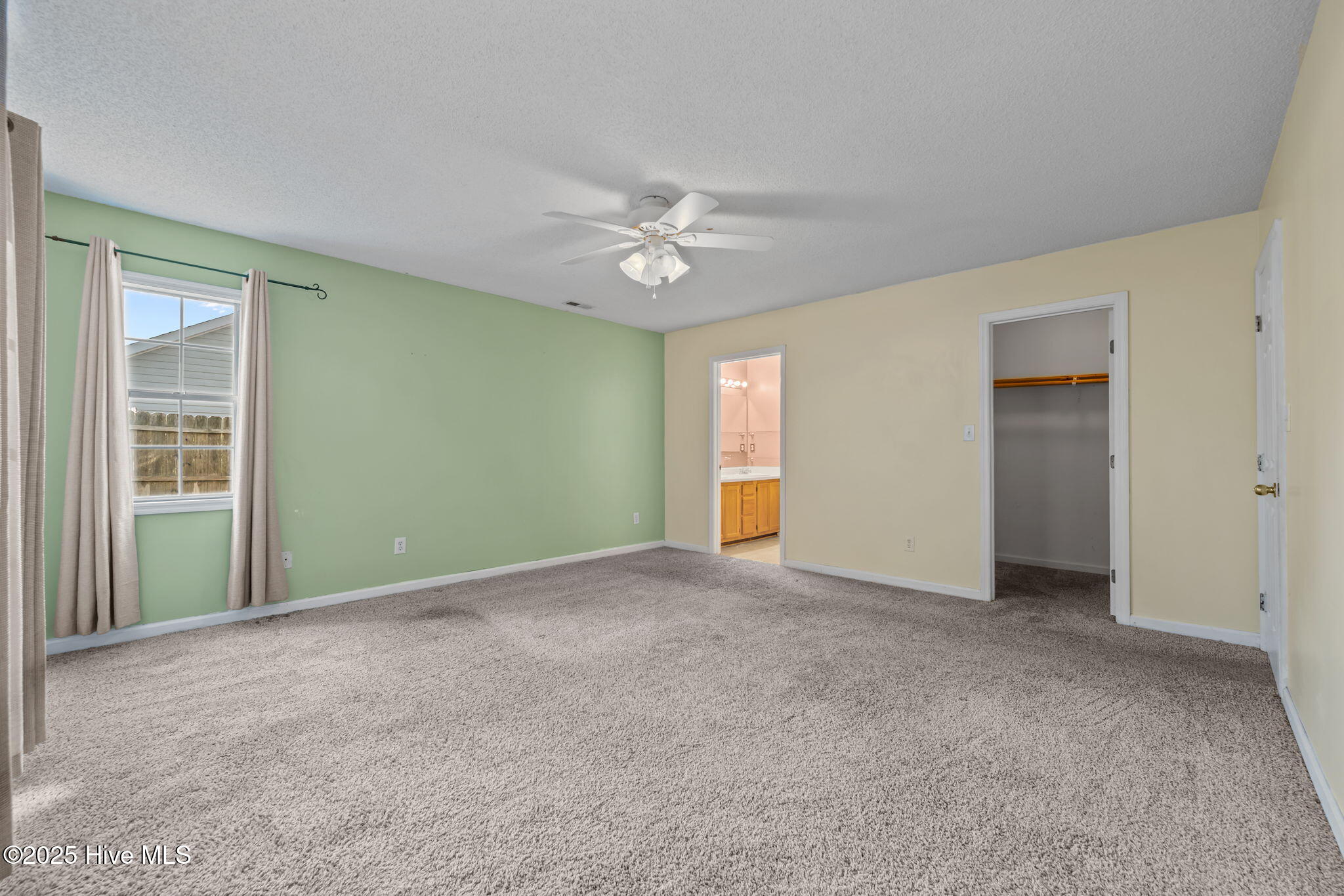 100544578 | Photo 15