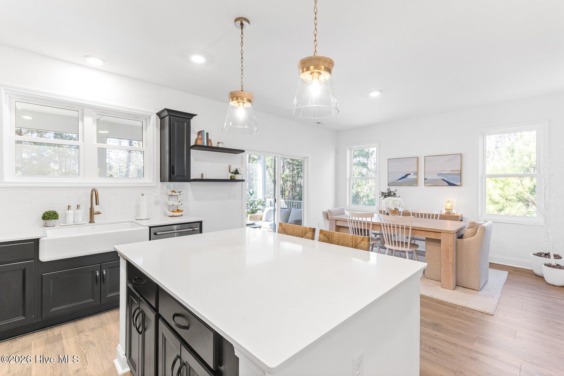 100547333 | Photo 15