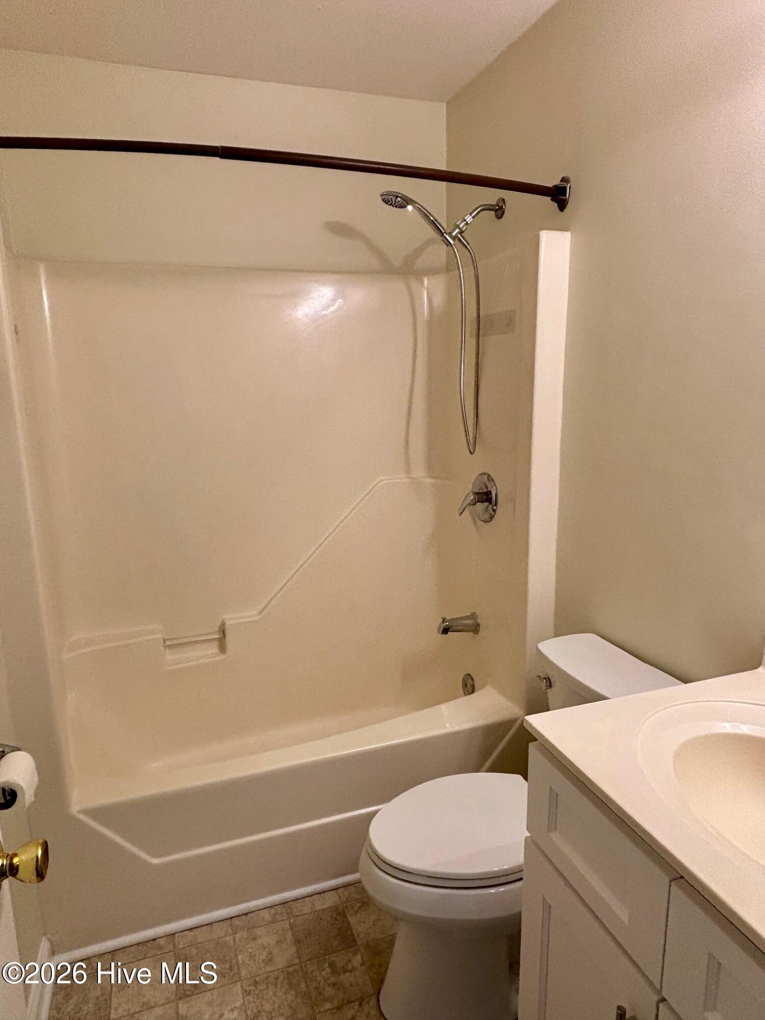 100567401 | Photo 22