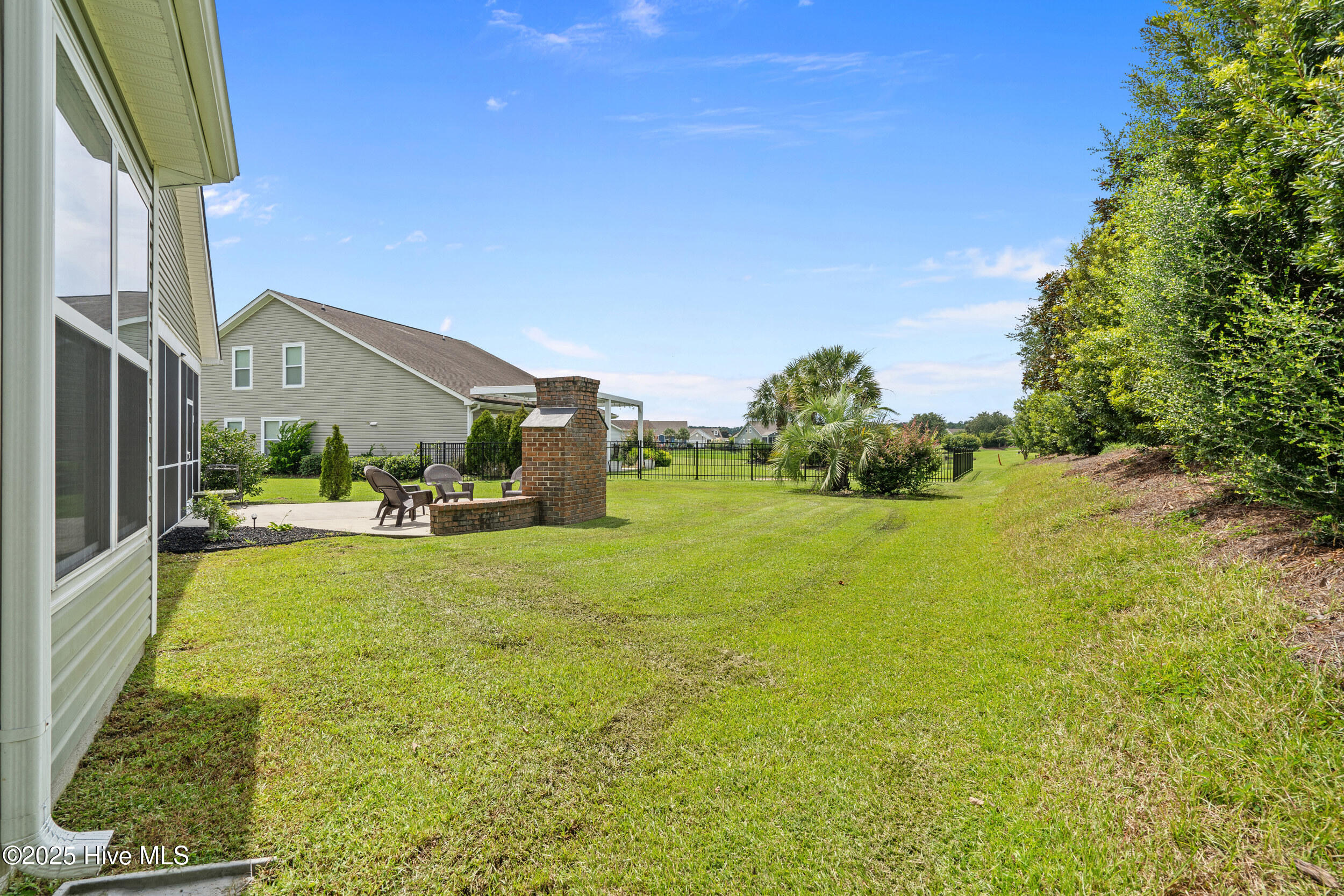 100527914 | Photo 37