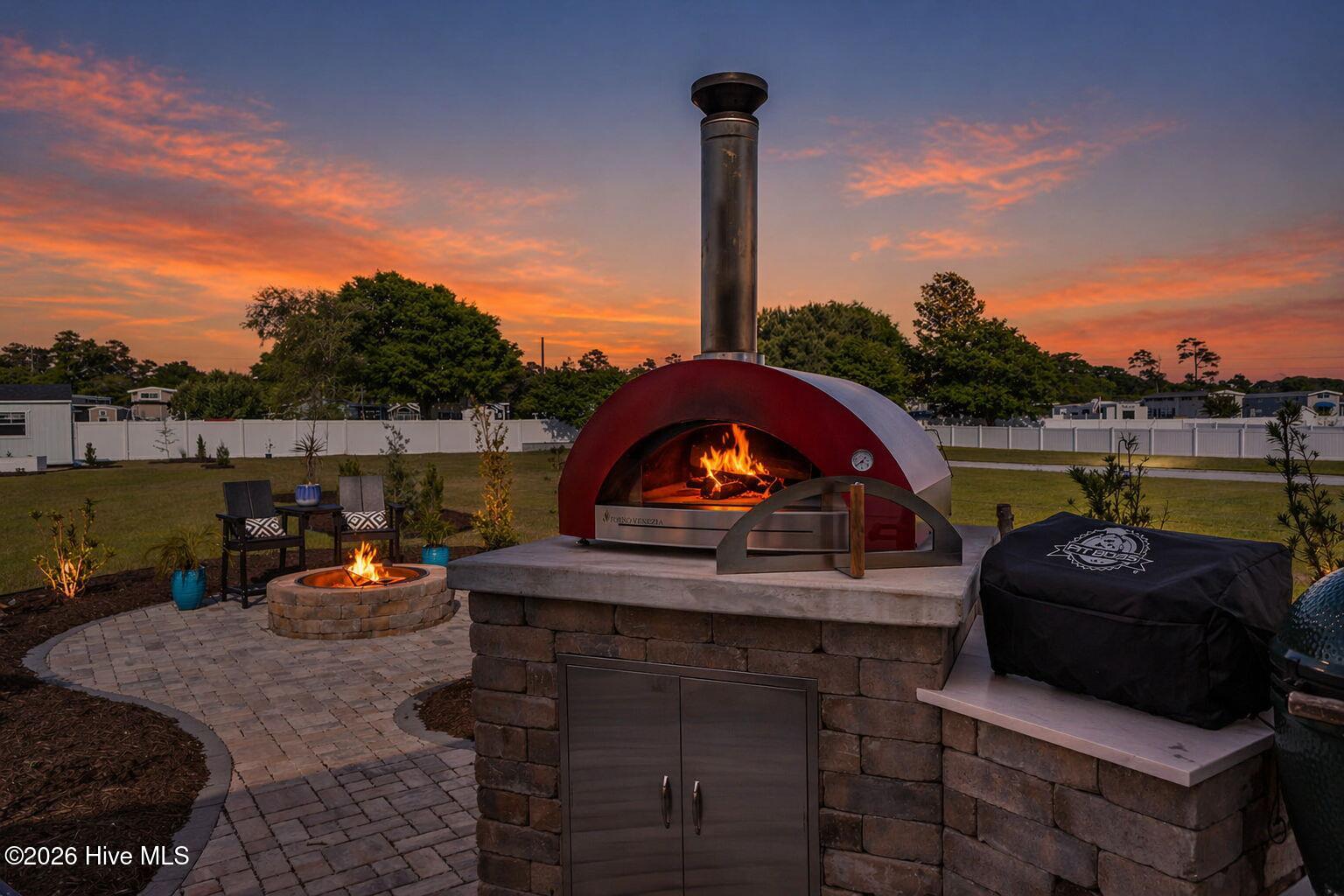 100569687 | Photo 39