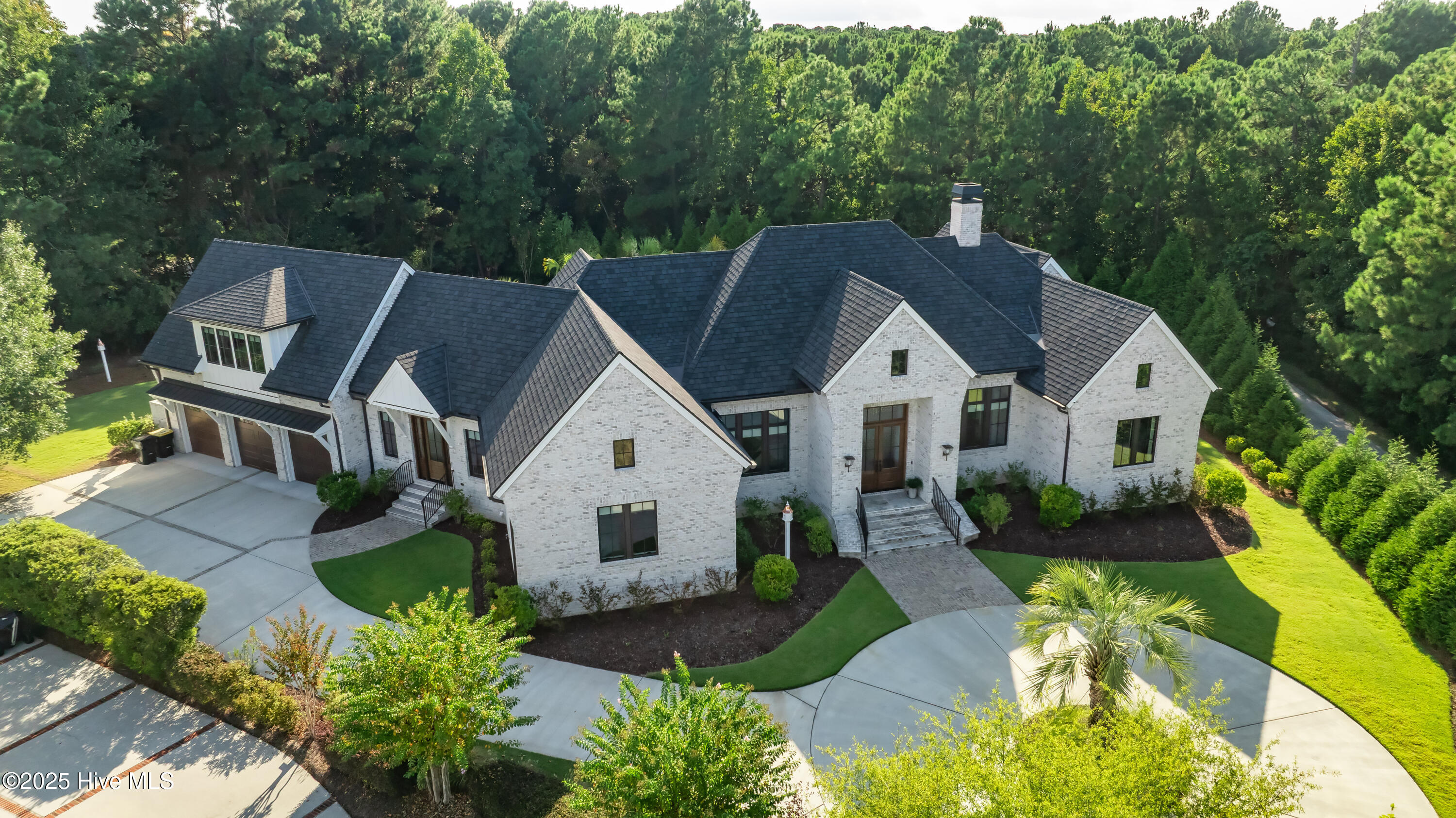 100532496 | Photo 80