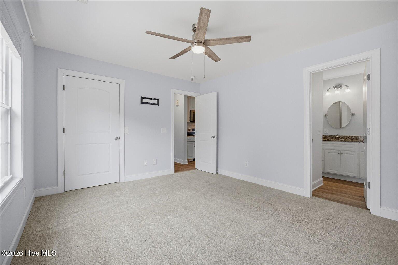 100557907 | Photo 19