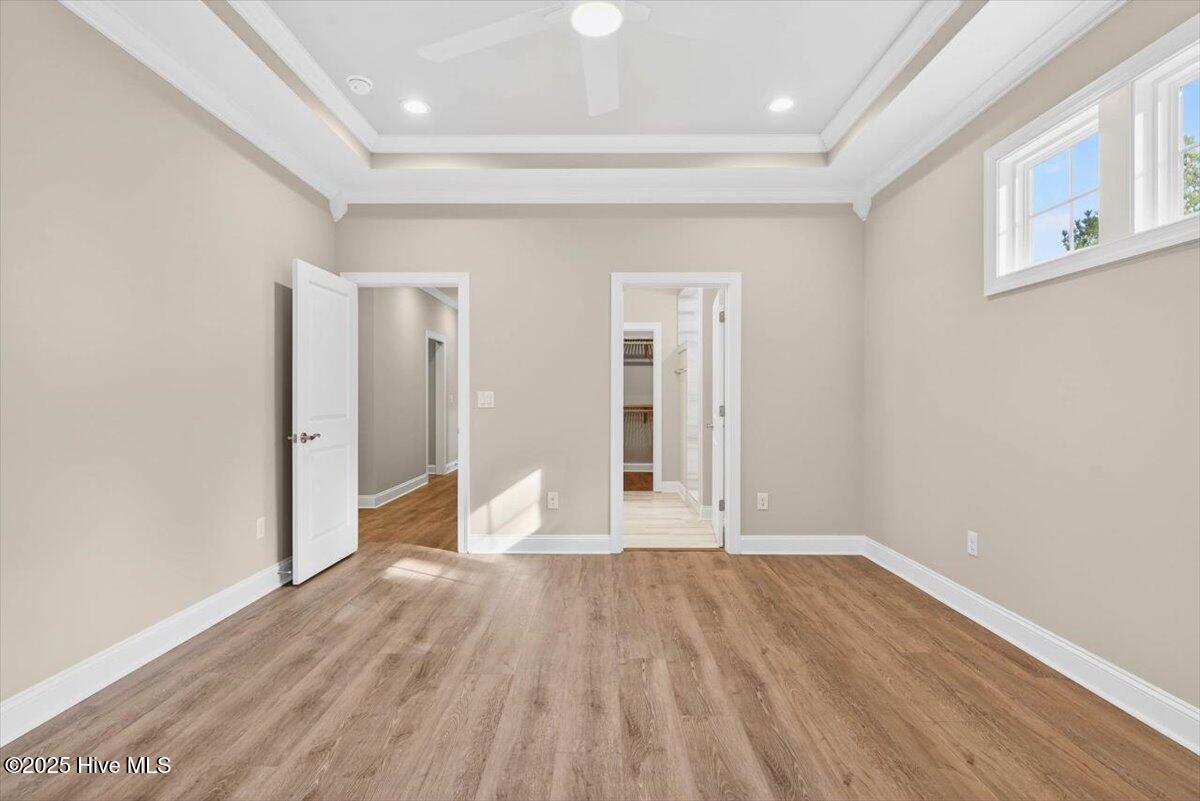 100546300 | Photo 28