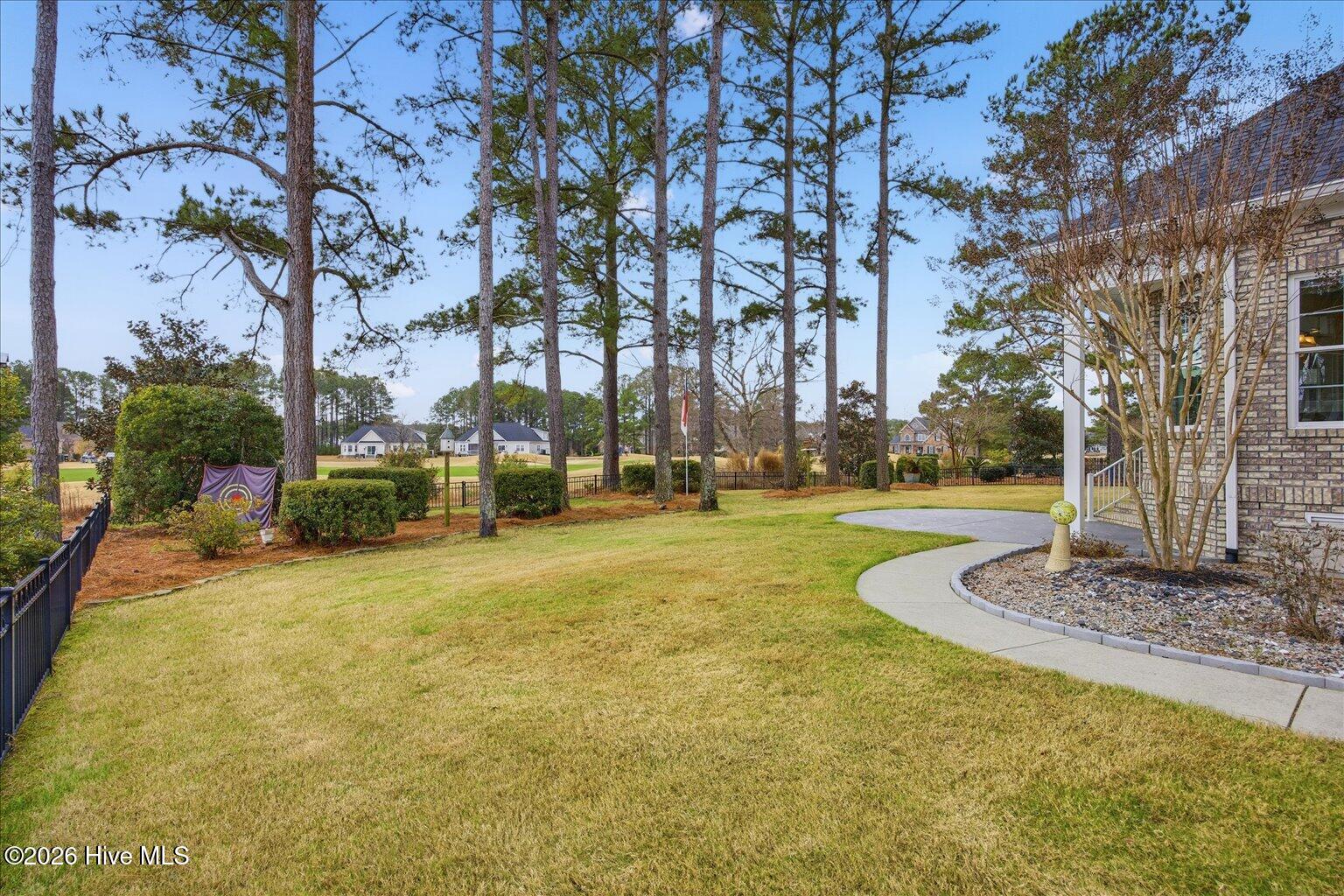 100549757 | Photo 60