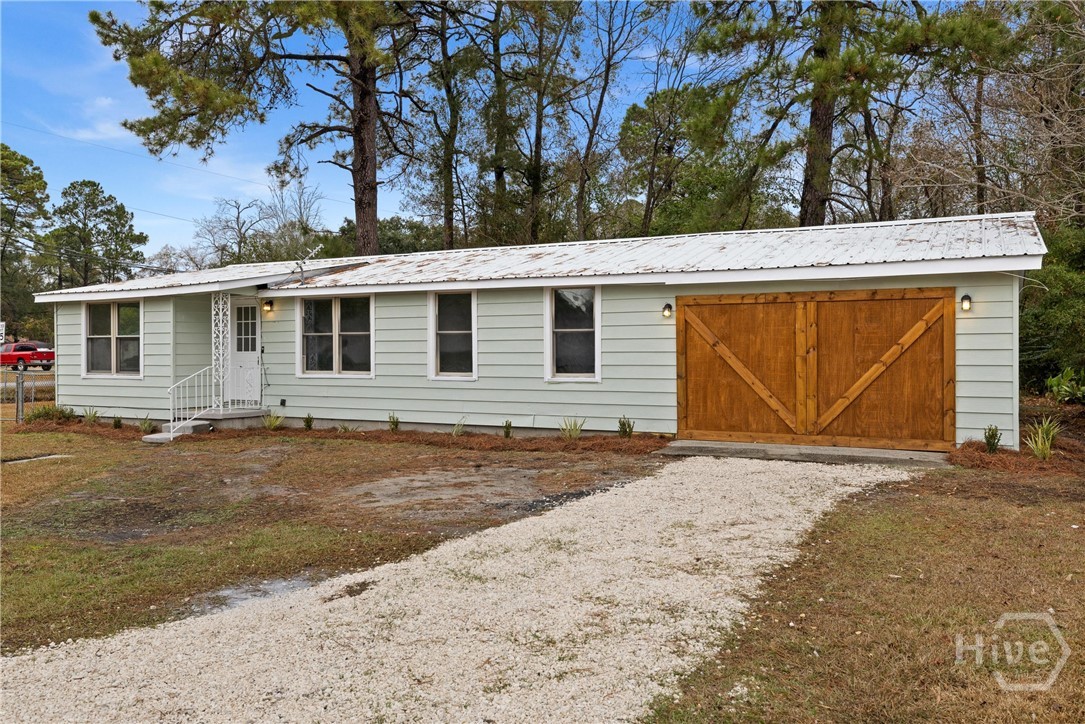 Homes for sale in Bloomingdale, GA | 502 E Cregor St, Bloomingdale, GA 31302 | MLS# SA344778