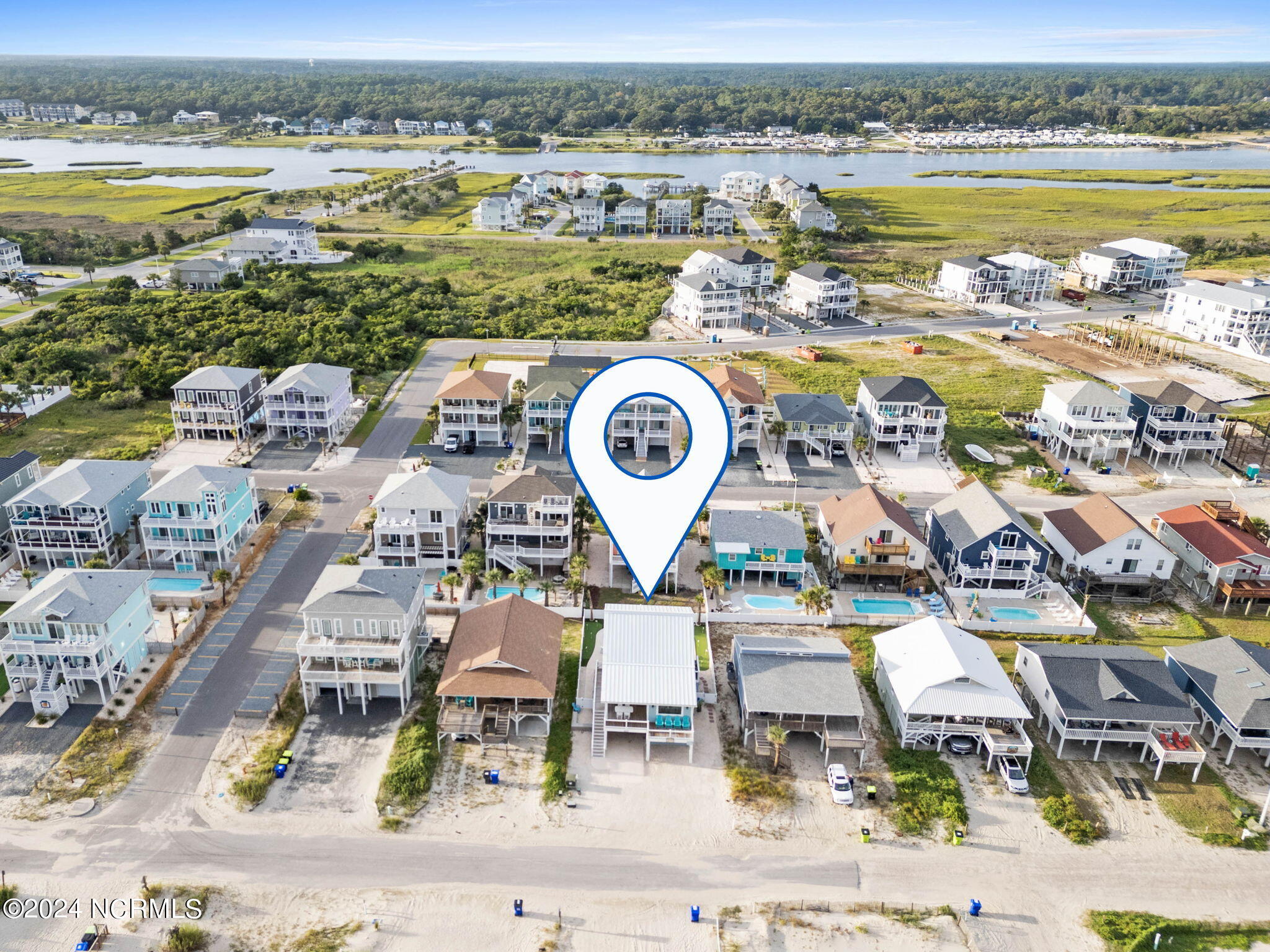 100464984 | Photo 14