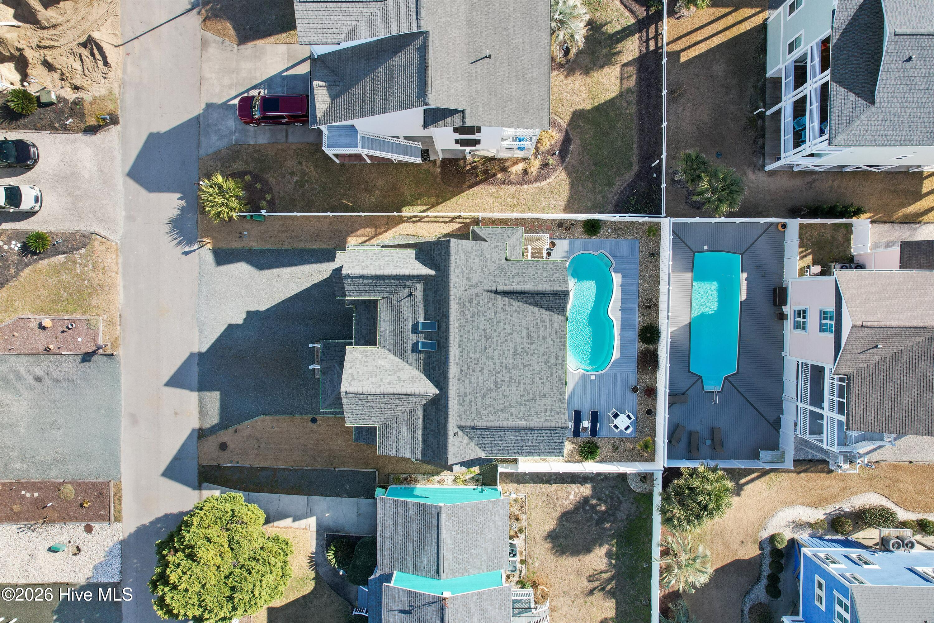 100551150 | Photo 59