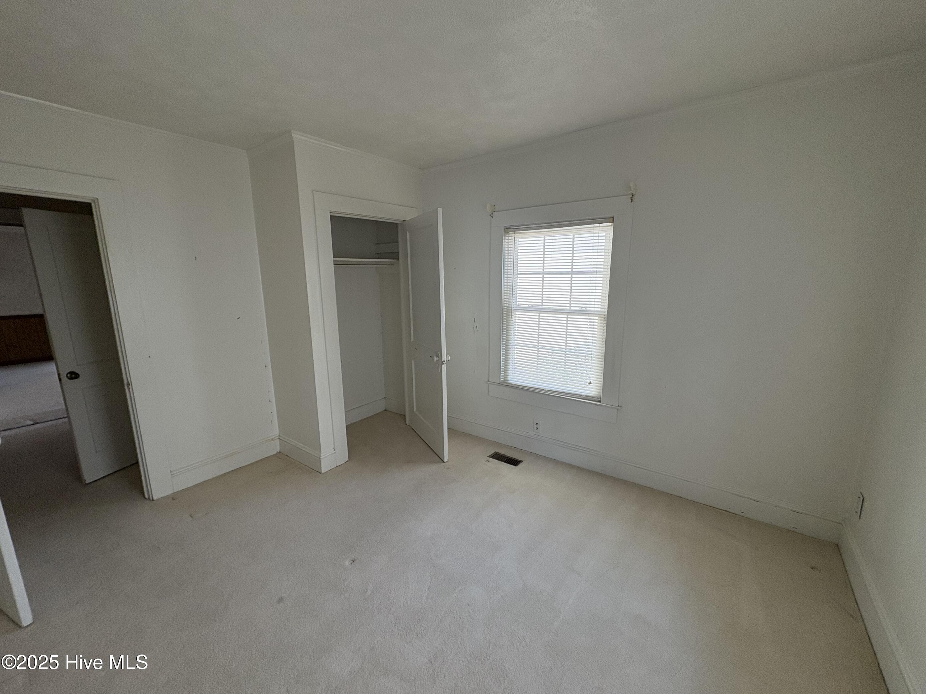 100544908 | Photo 15