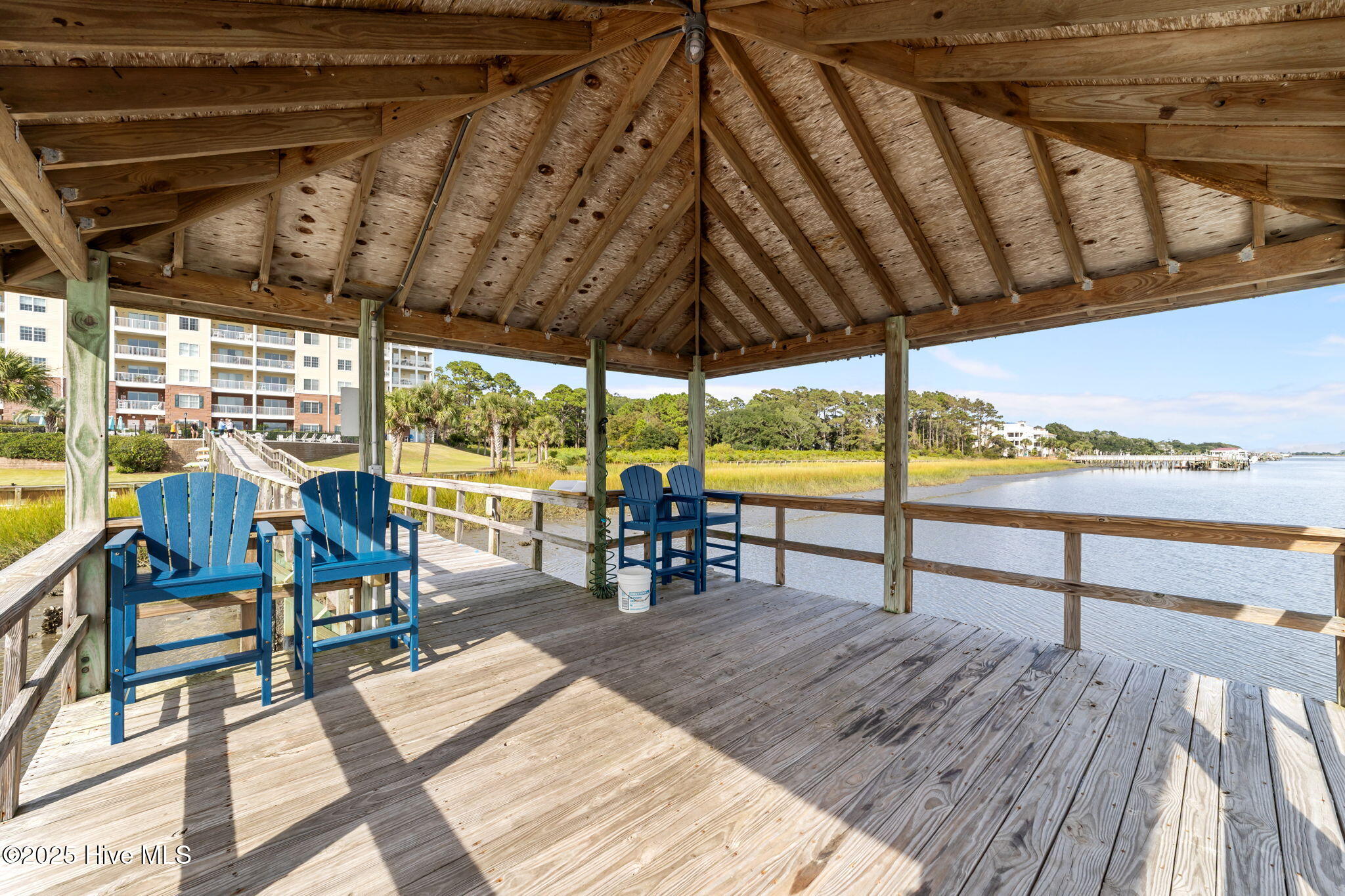 100532538 | Photo 38