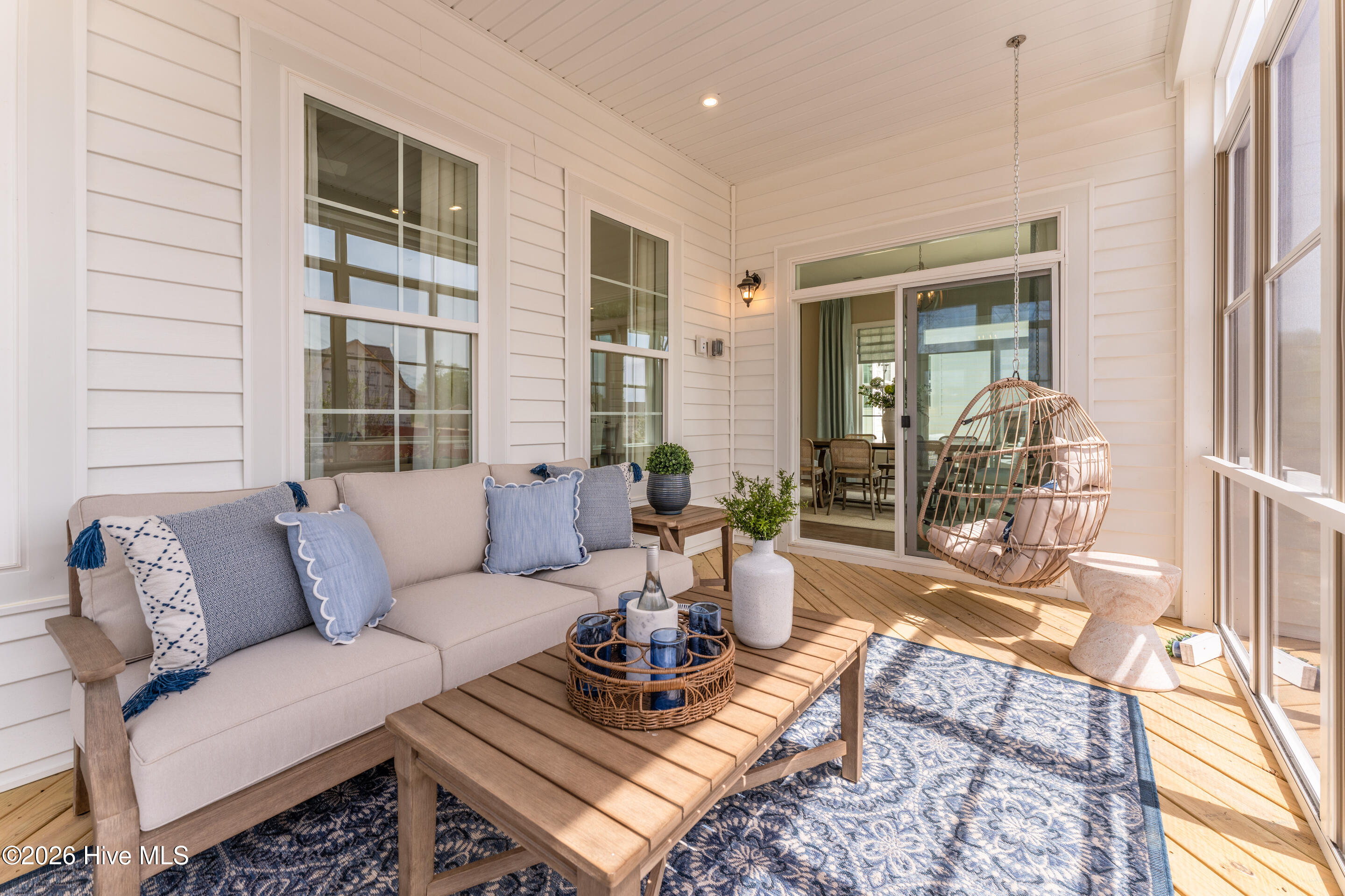 100568461 | Photo 29