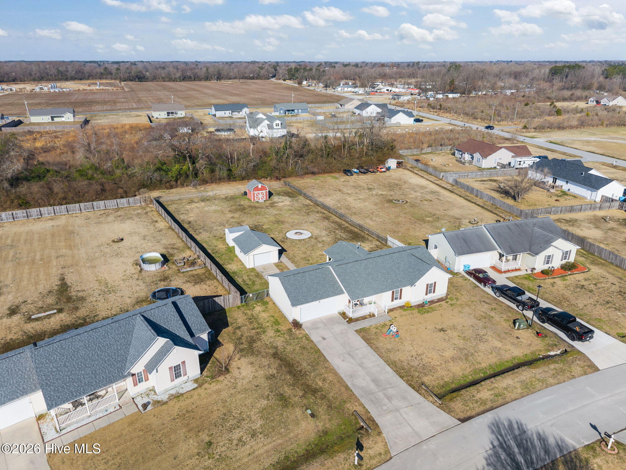 100554153 | Photo 41