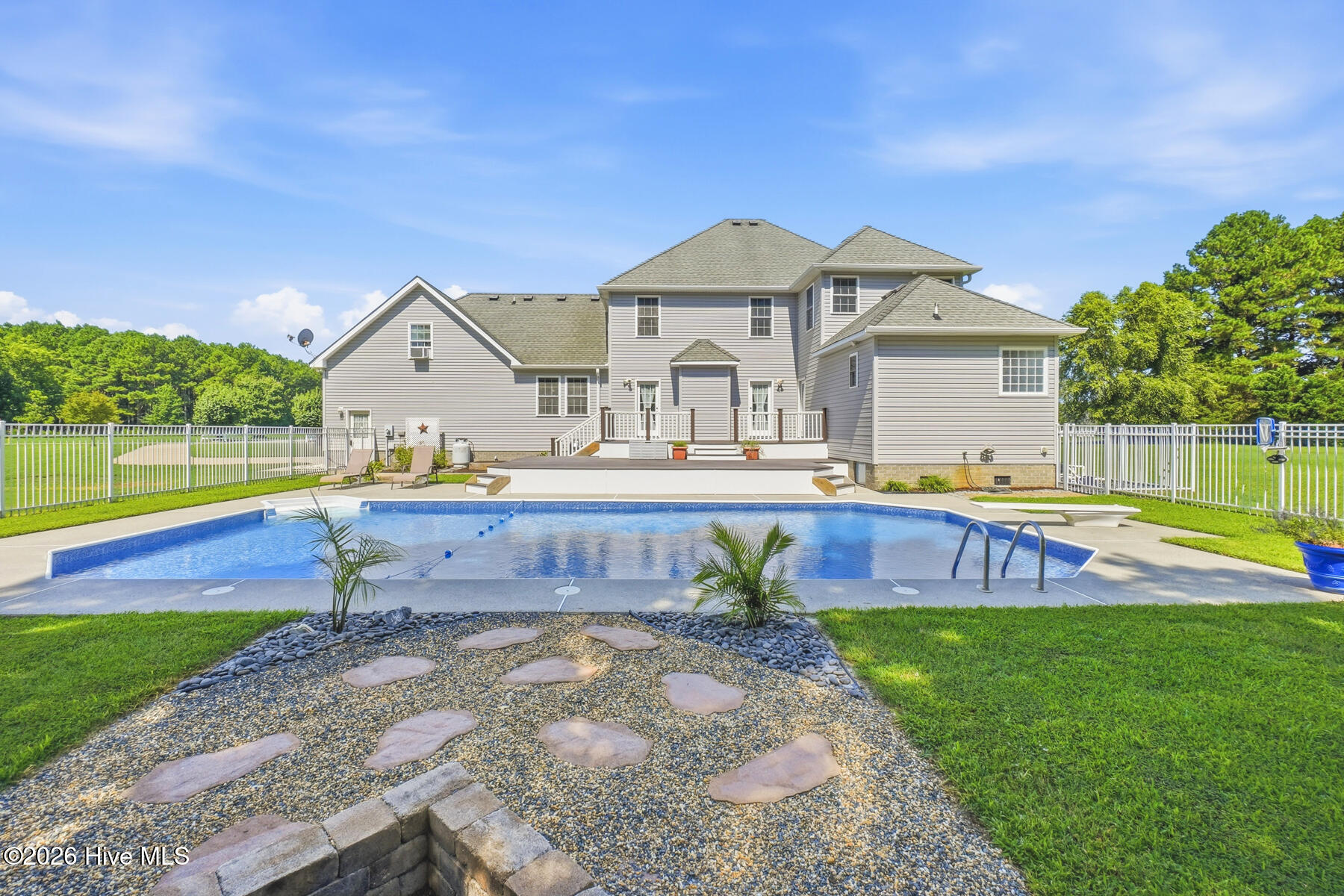 2nd image of 173 Providence Dr, Moyock, NC 27958 | MLS# 100596438