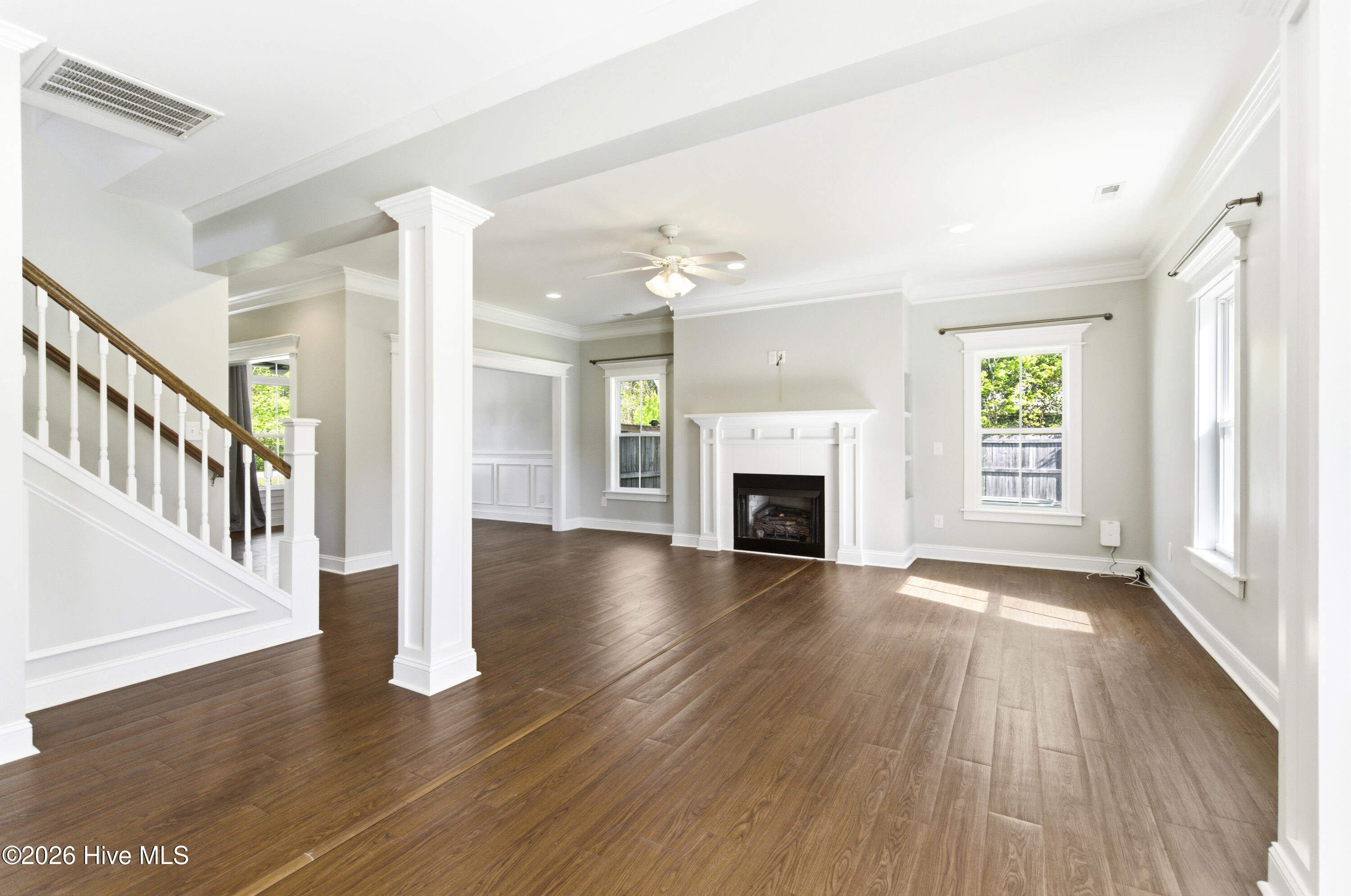 100566364 | Photo 14