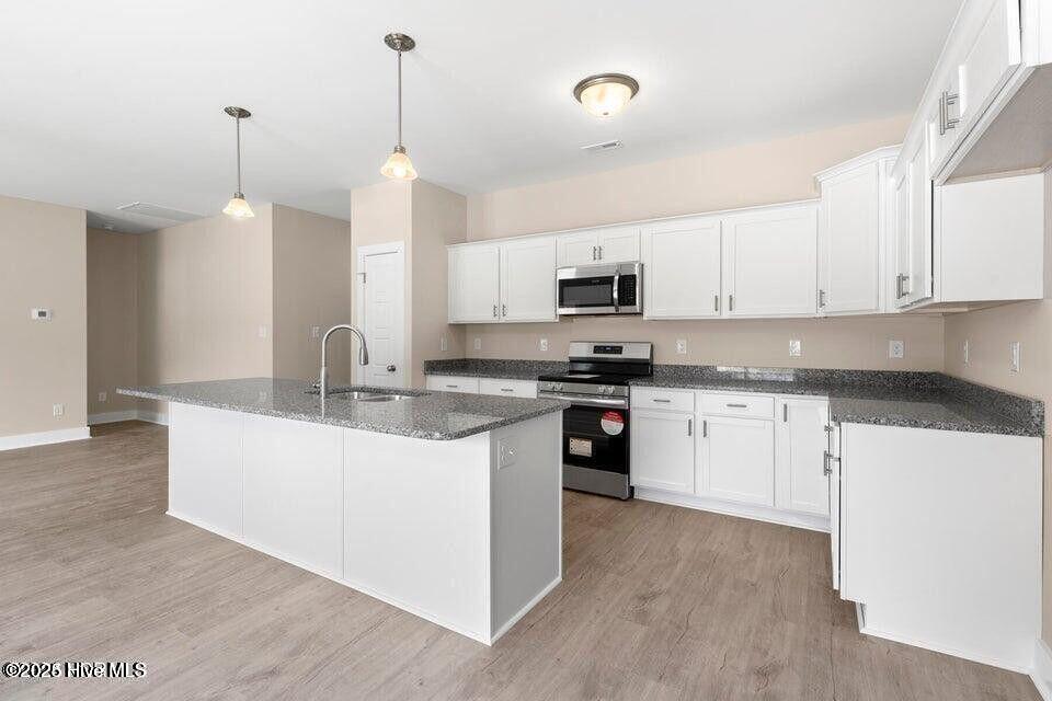 100540152 | Photo 17