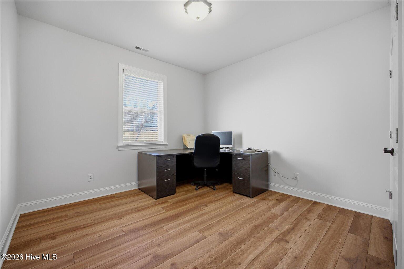 100550413 | Photo 20