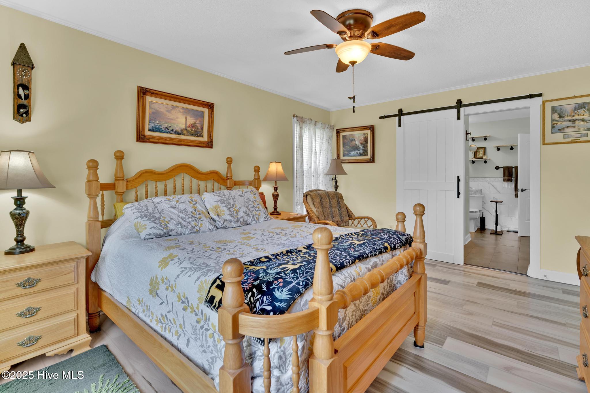 100540087 | Photo 19