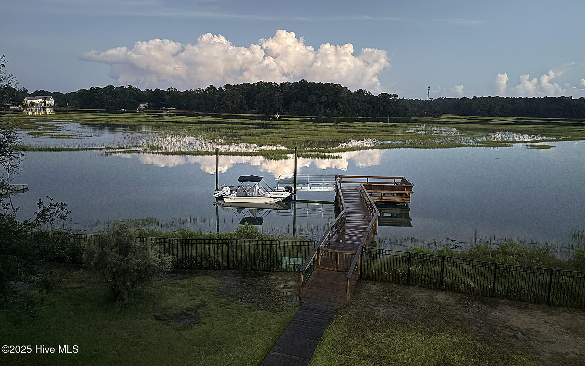 Homes for sale in Wilmington, NC | 644 Bayshore Dr, Wilmington, NC 28411 | MLS# 100540889