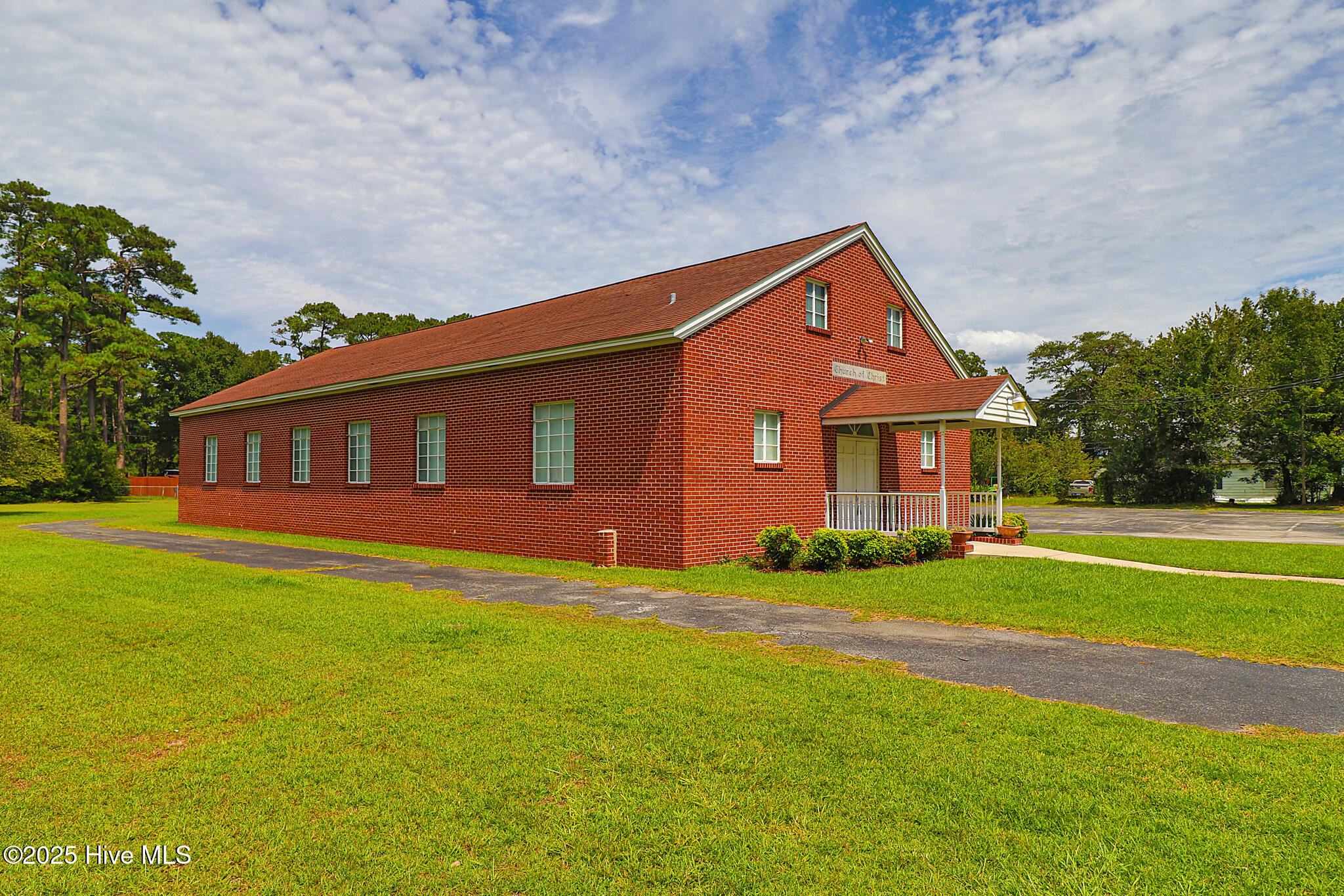 2101 S Lakeview Drive,Newport