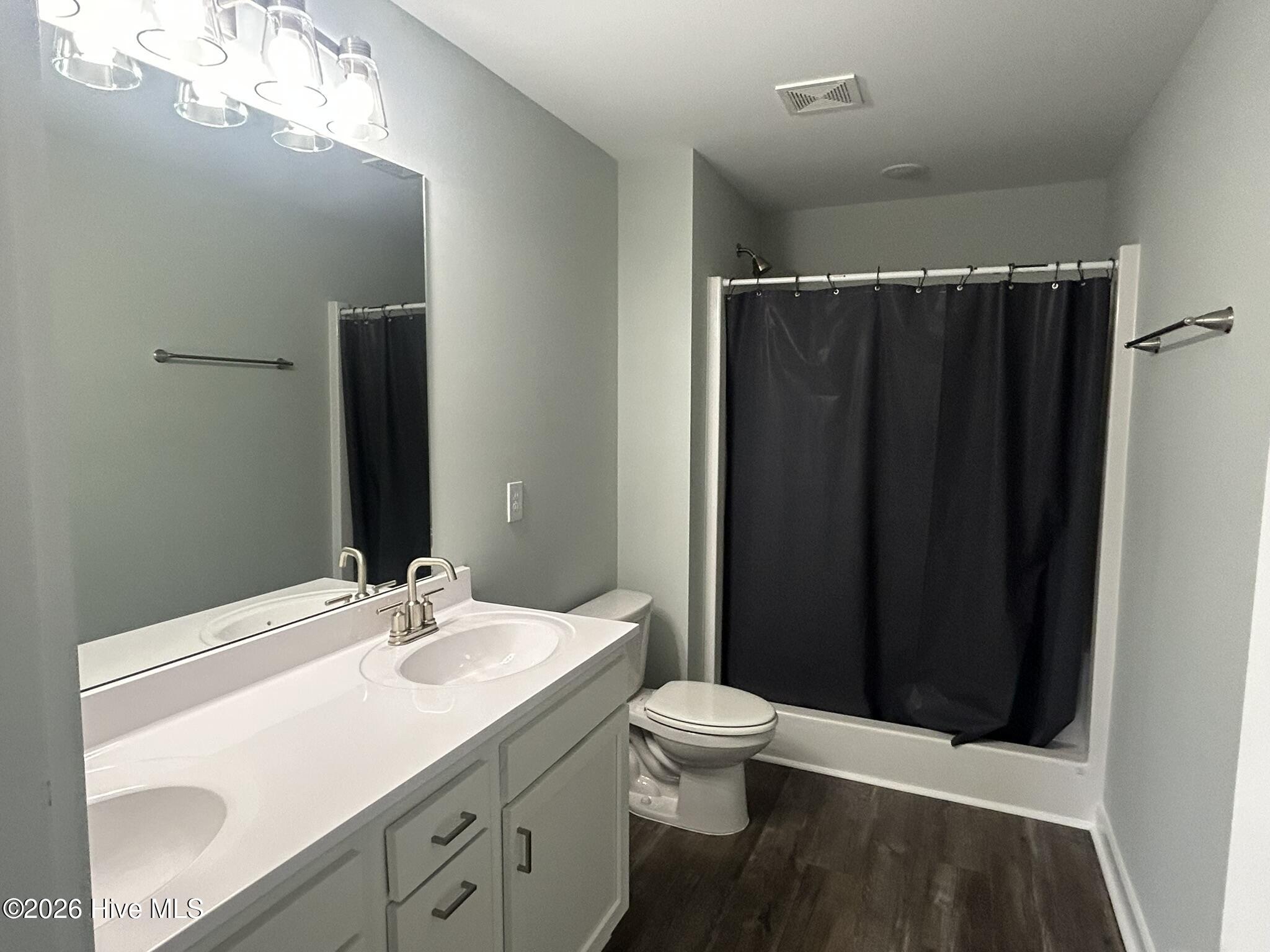 100560015 | Photo 21