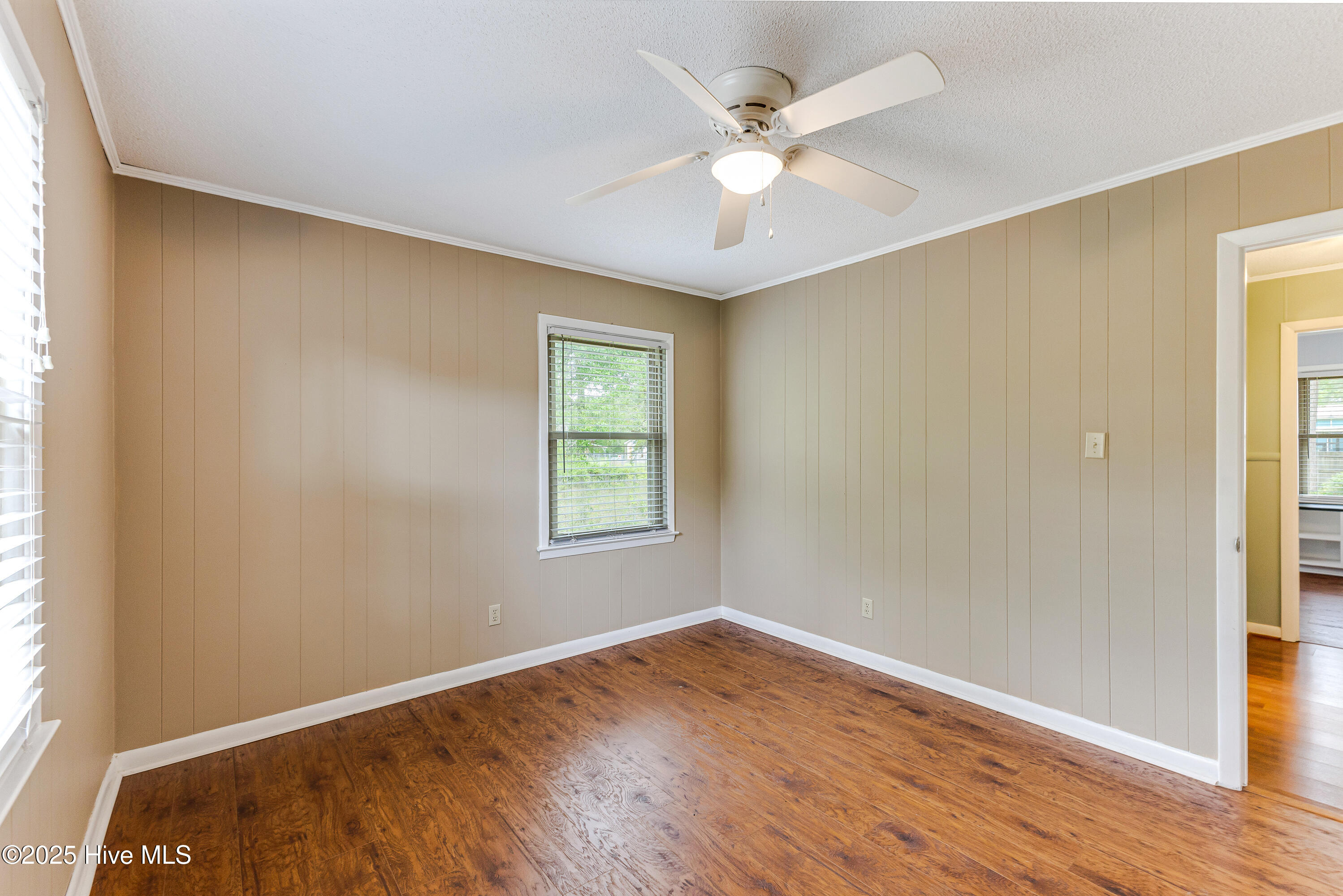 100523240 | Photo 19