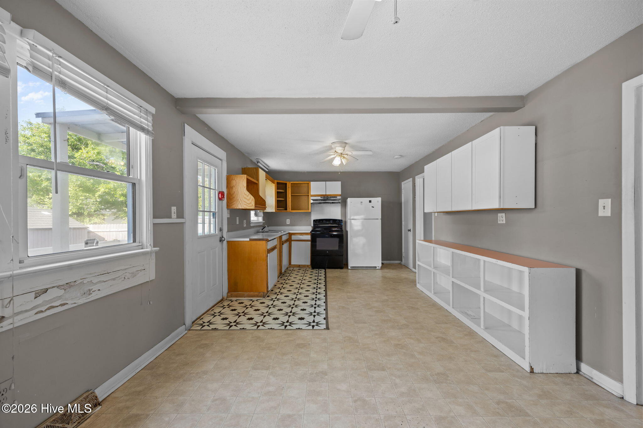 2501 Avery Street,Morehead City