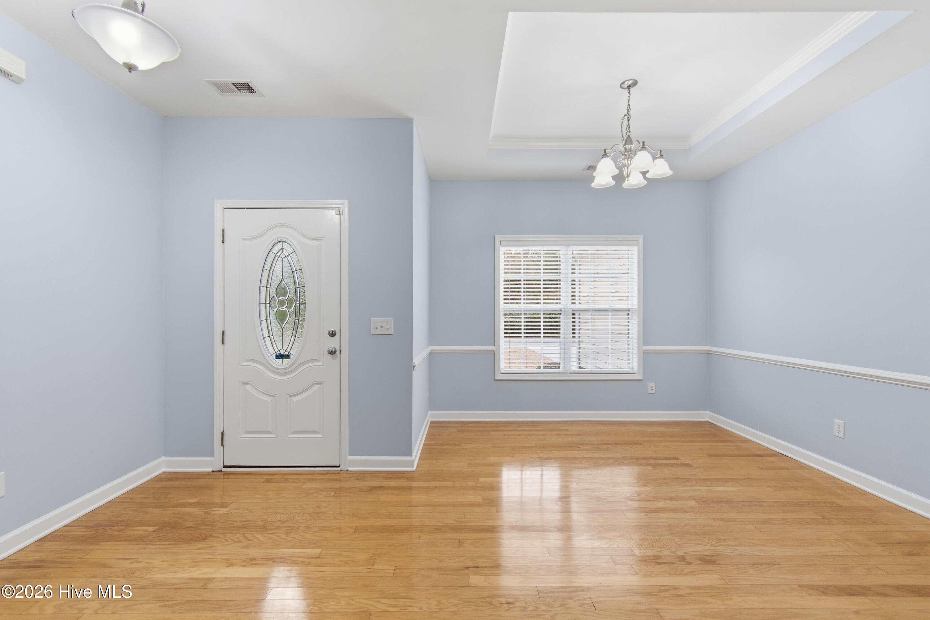 100555748 | Photo 15