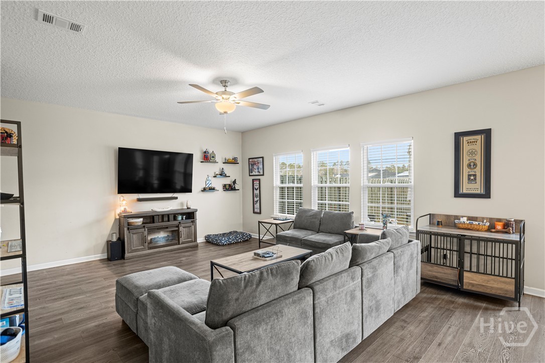 199 Brightleaf Circle, Hinesville, GA, 31313