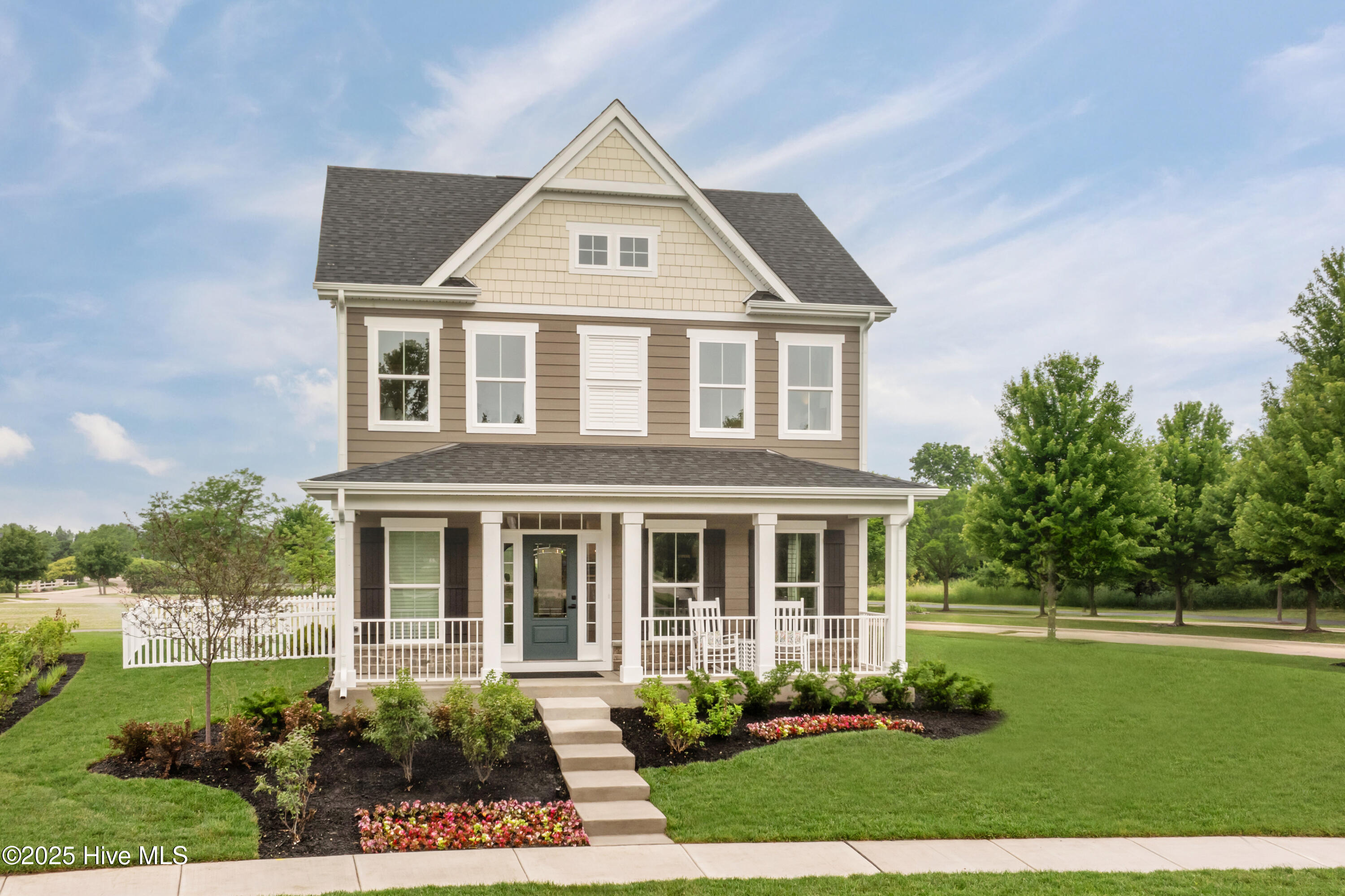 Featured listings